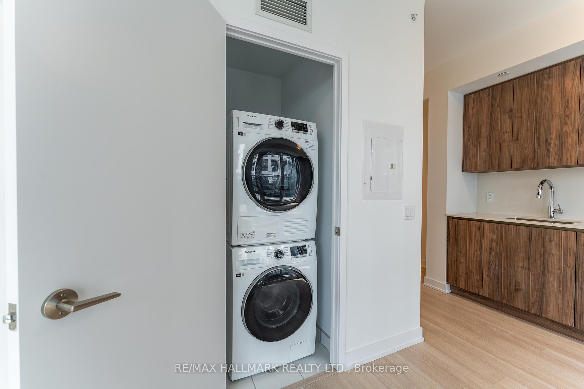 Photo 23 of Unit 316, 15 Richardson Street, Toronto, Waterfront Communities — HOMEH