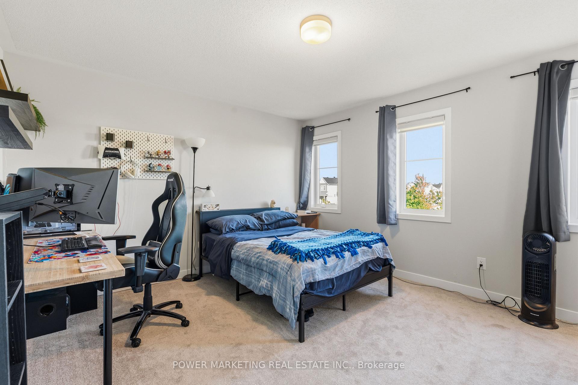 Photo 20 of 129 Hackamore Crescent, Ottawa, Goulbourn Twp From Franktown Rd/South To Rideau — HOMEH