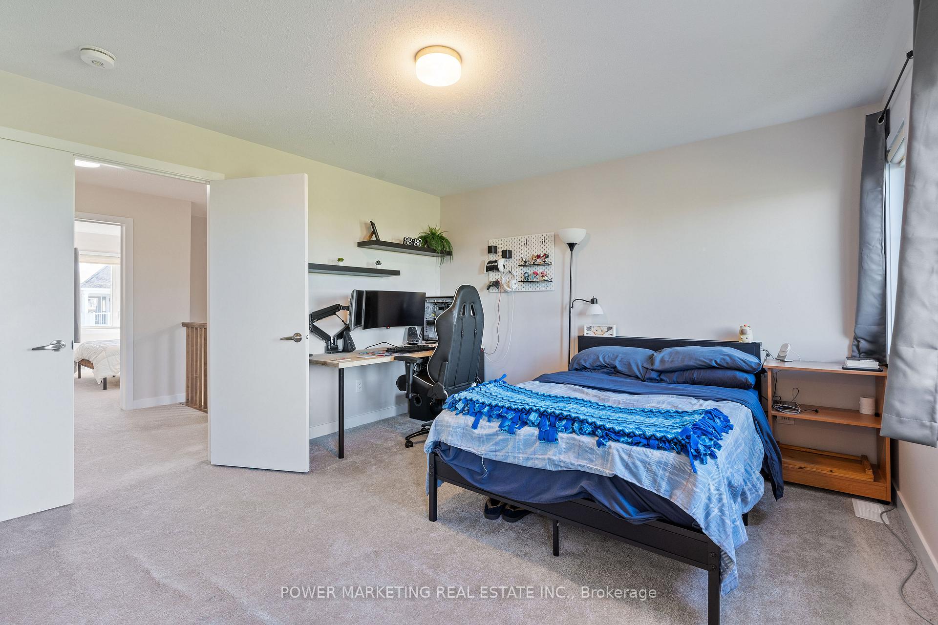 Photo 21 of 129 Hackamore Crescent, Ottawa, Goulbourn Twp From Franktown Rd/South To Rideau — HOMEH