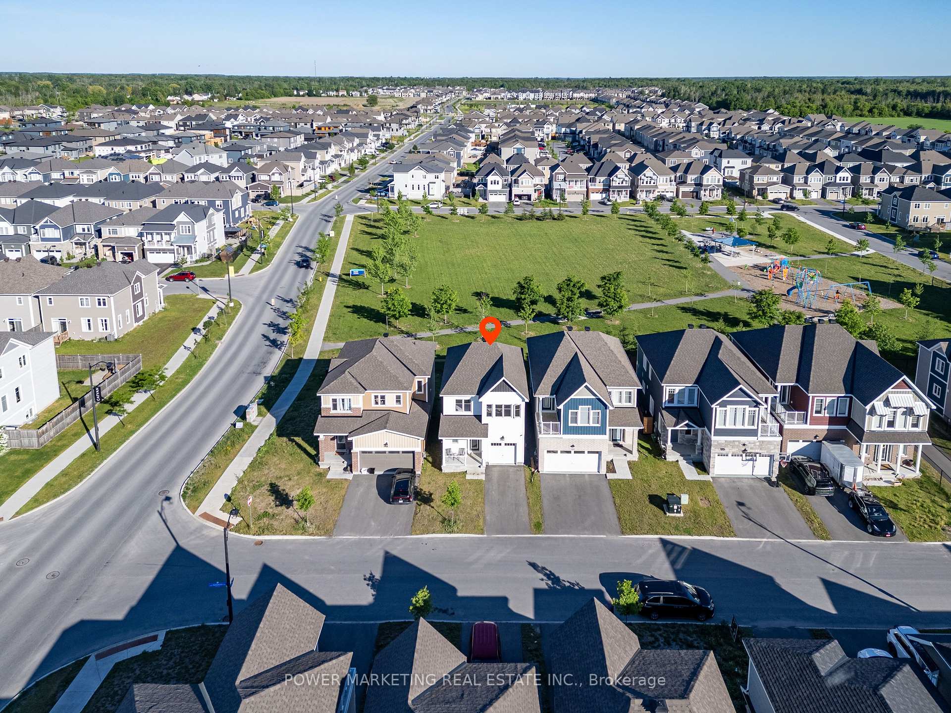 Photo 34 of 129 Hackamore Crescent, Ottawa, Goulbourn Twp From Franktown Rd/South To Rideau — HOMEH