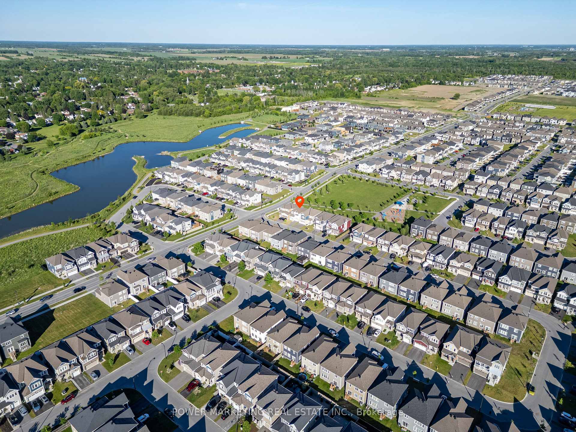 Photo 37 of 129 Hackamore Crescent, Ottawa, Goulbourn Twp From Franktown Rd/South To Rideau — HOMEH