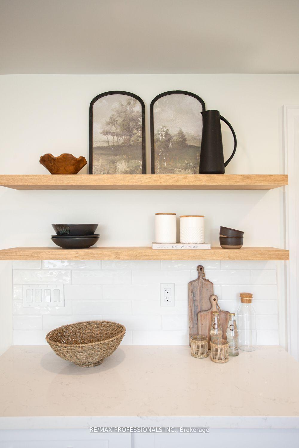 Photo 21 of 44 Wilmot Trail, Clarington, Bowmanville — HOMEH