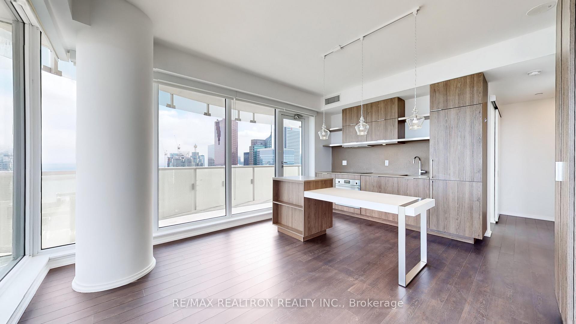 Photo 9 of Unit 5905, 197 Yonge Street, Toronto, Church-Yonge Corridor — HOMEH