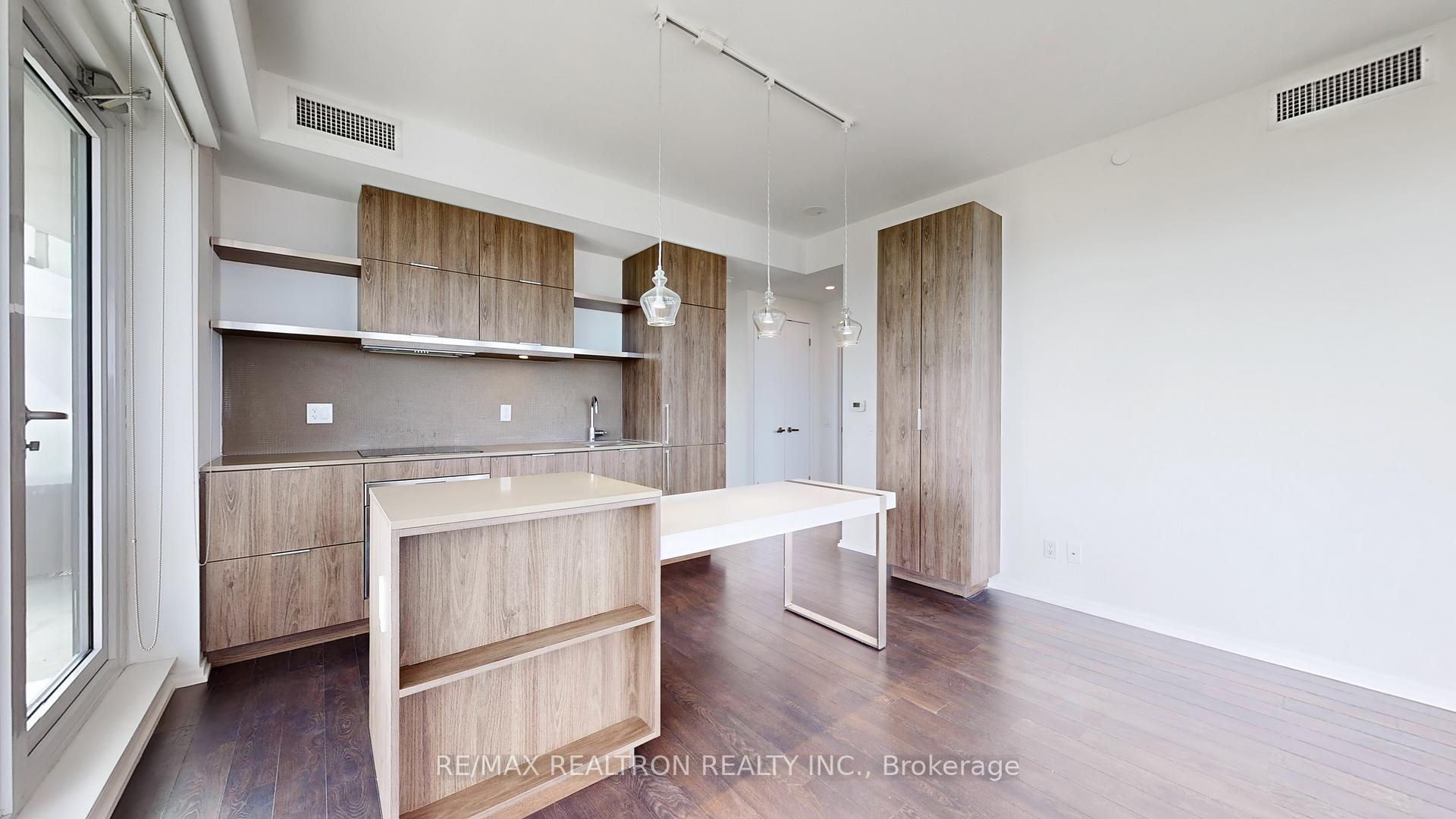 Photo 13 of Unit 5905, 197 Yonge Street, Toronto, Church-Yonge Corridor — HOMEH
