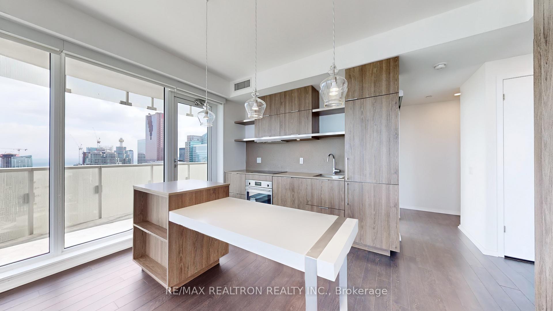 Photo 16 of Unit 5905, 197 Yonge Street, Toronto, Church-Yonge Corridor — HOMEH