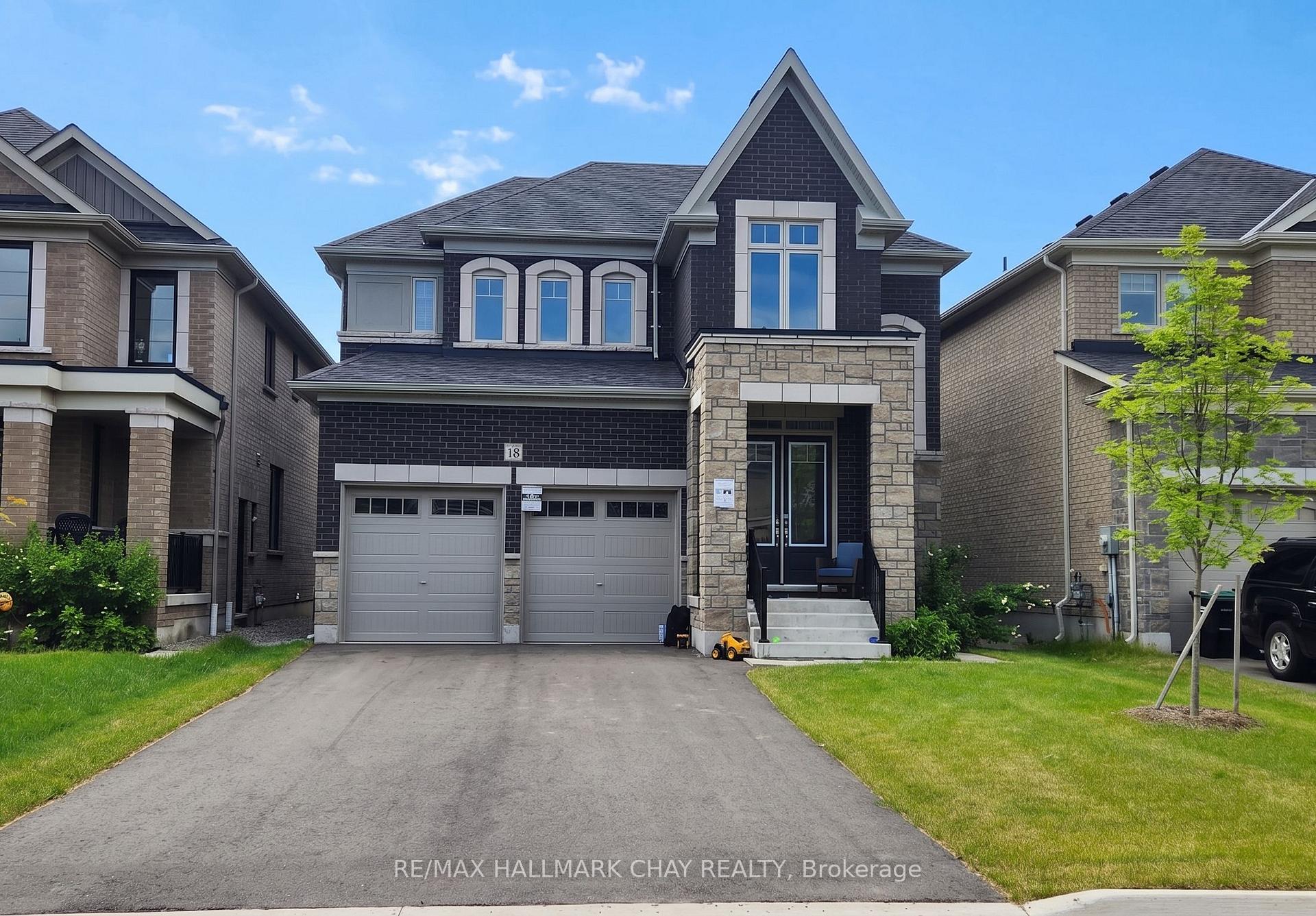 Front of 18 Hummingbird Grove