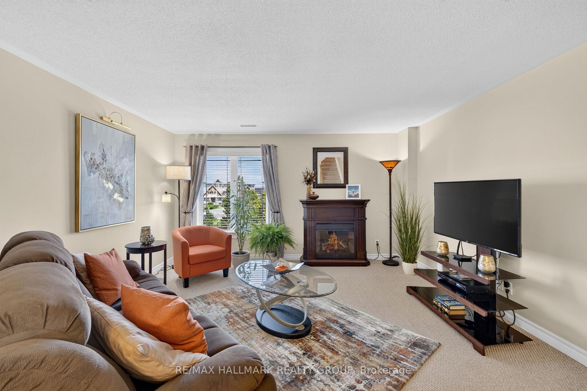 Photo 8 of Unit 16, 581 Lakeridge Drive, Ottawa, Avalon East — HOMEH