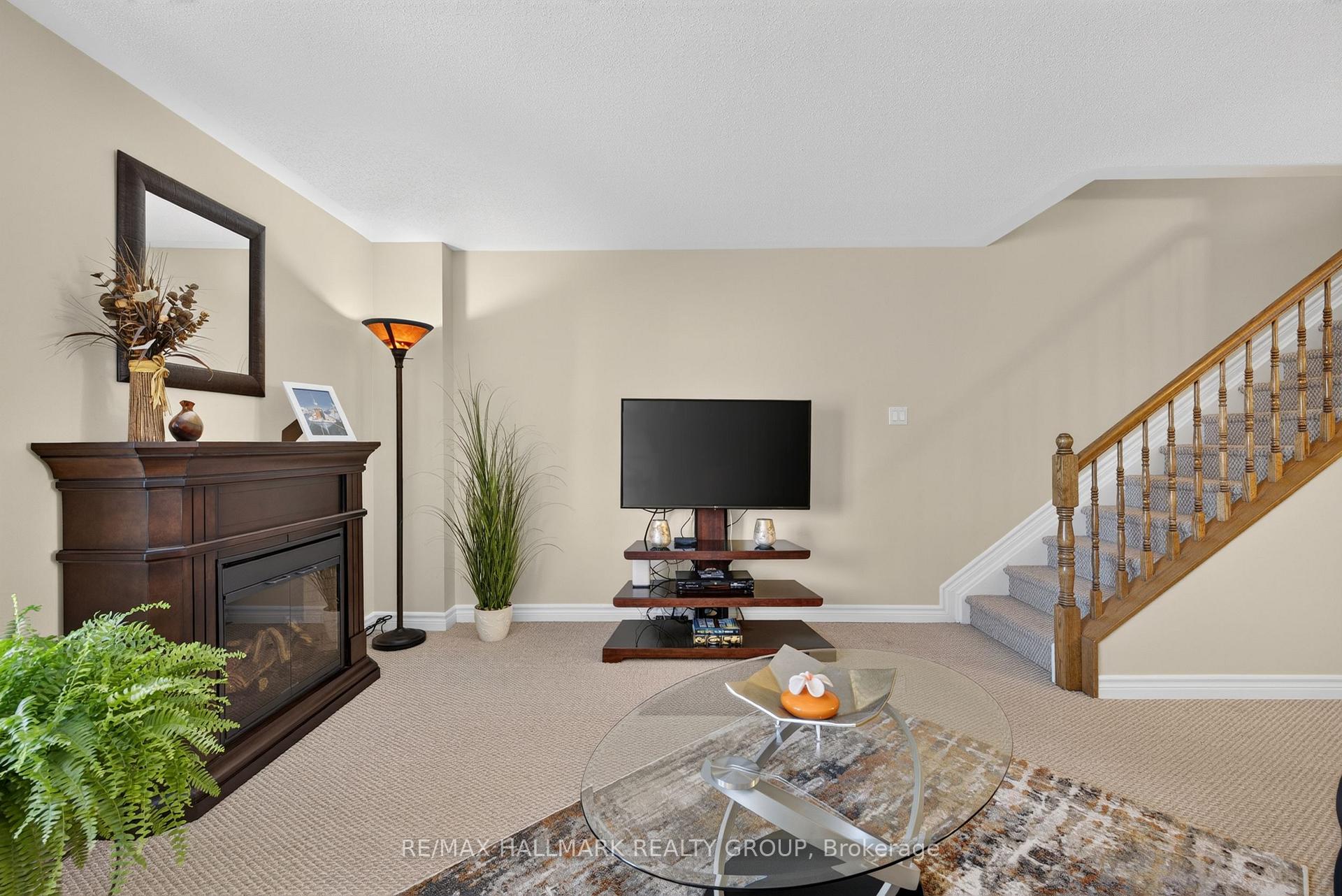 Photo 12 of Unit 16, 581 Lakeridge Drive, Ottawa, Avalon East — HOMEH