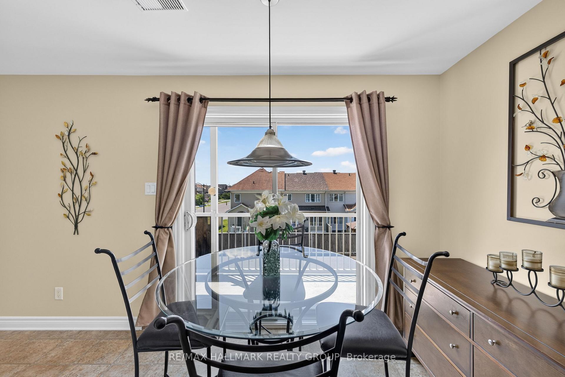 Photo 23 of Unit 16, 581 Lakeridge Drive, Ottawa, Avalon East — HOMEH