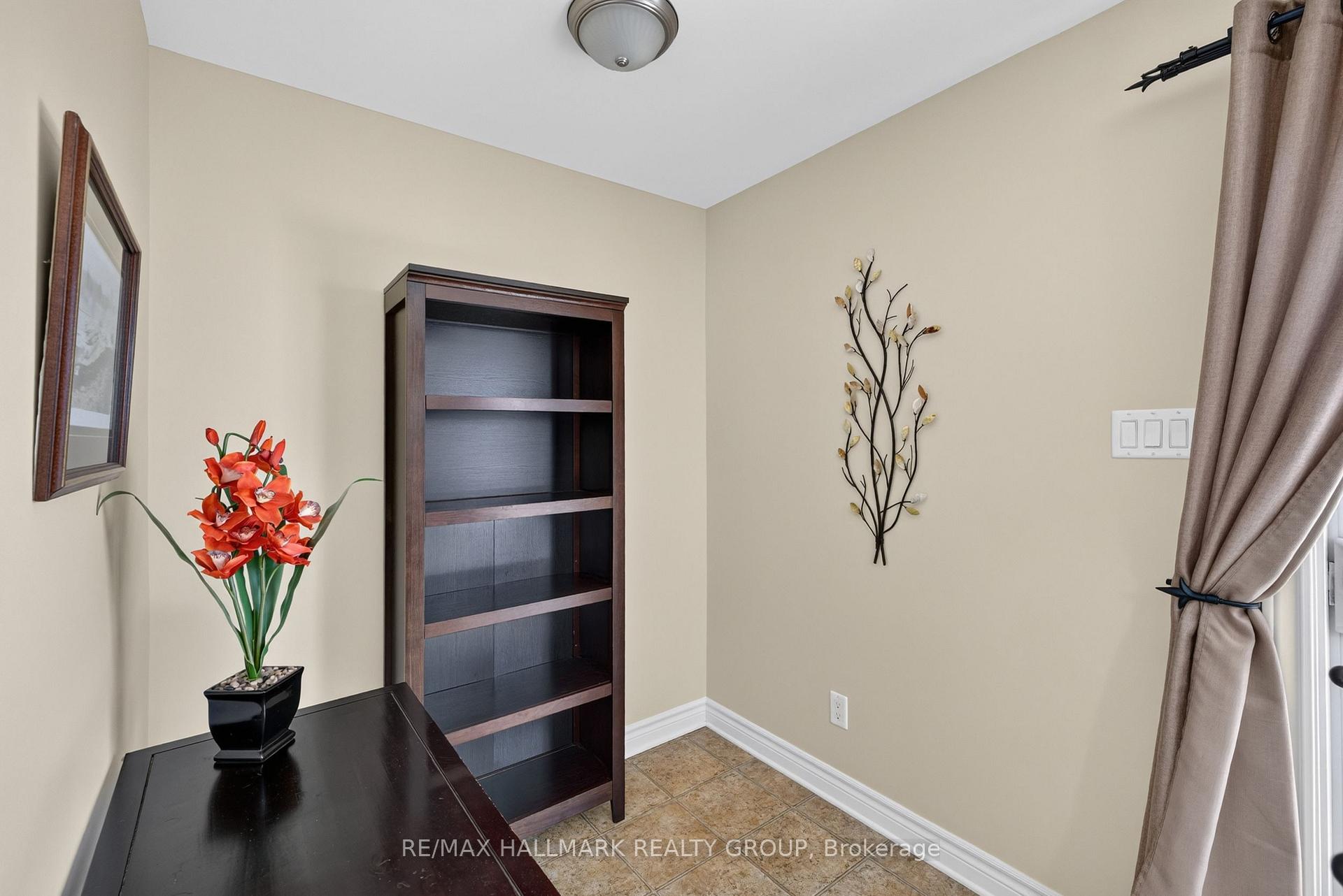 Photo 24 of Unit 16, 581 Lakeridge Drive, Ottawa, Avalon East — HOMEH