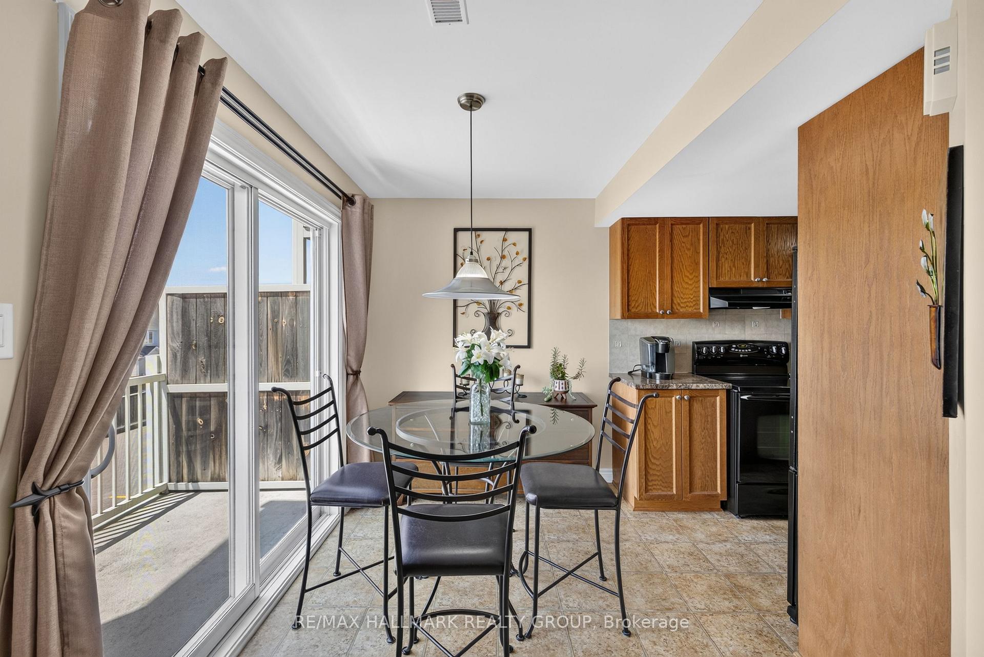 Photo 26 of Unit 16, 581 Lakeridge Drive, Ottawa, Avalon East — HOMEH
