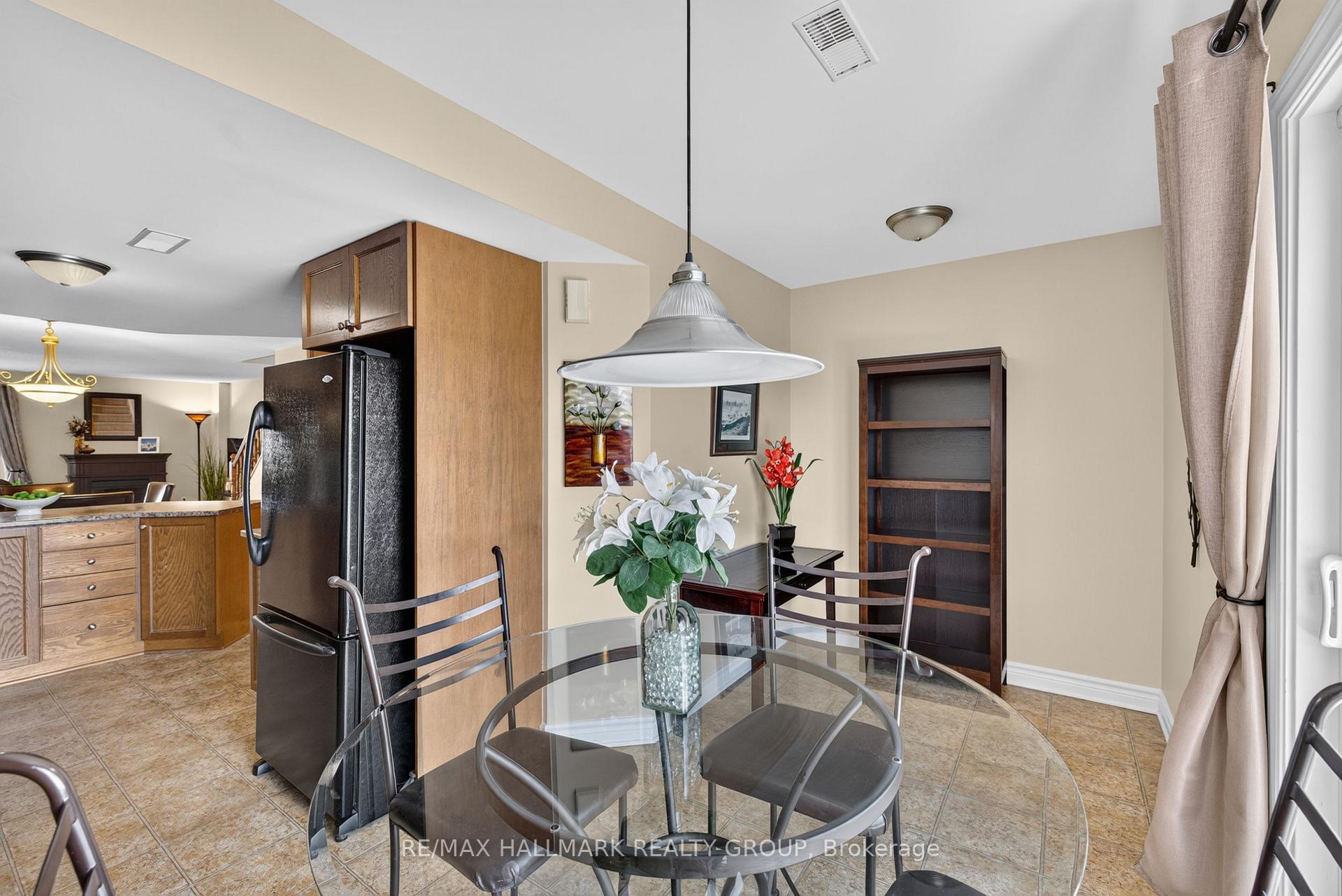 Photo 27 of Unit 16, 581 Lakeridge Drive, Ottawa, Avalon East — HOMEH
