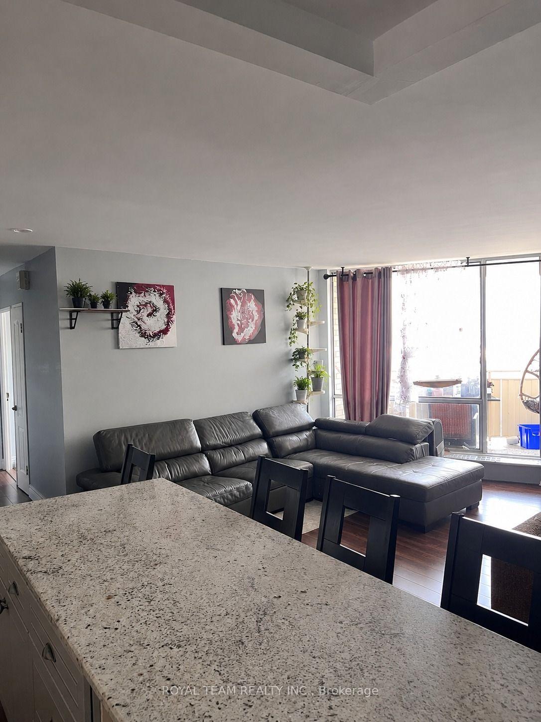 Photo 4 of Unit 1902, 330 Dixon Road, Etobicoke, Kingsview Village-The Westway — HOMEH