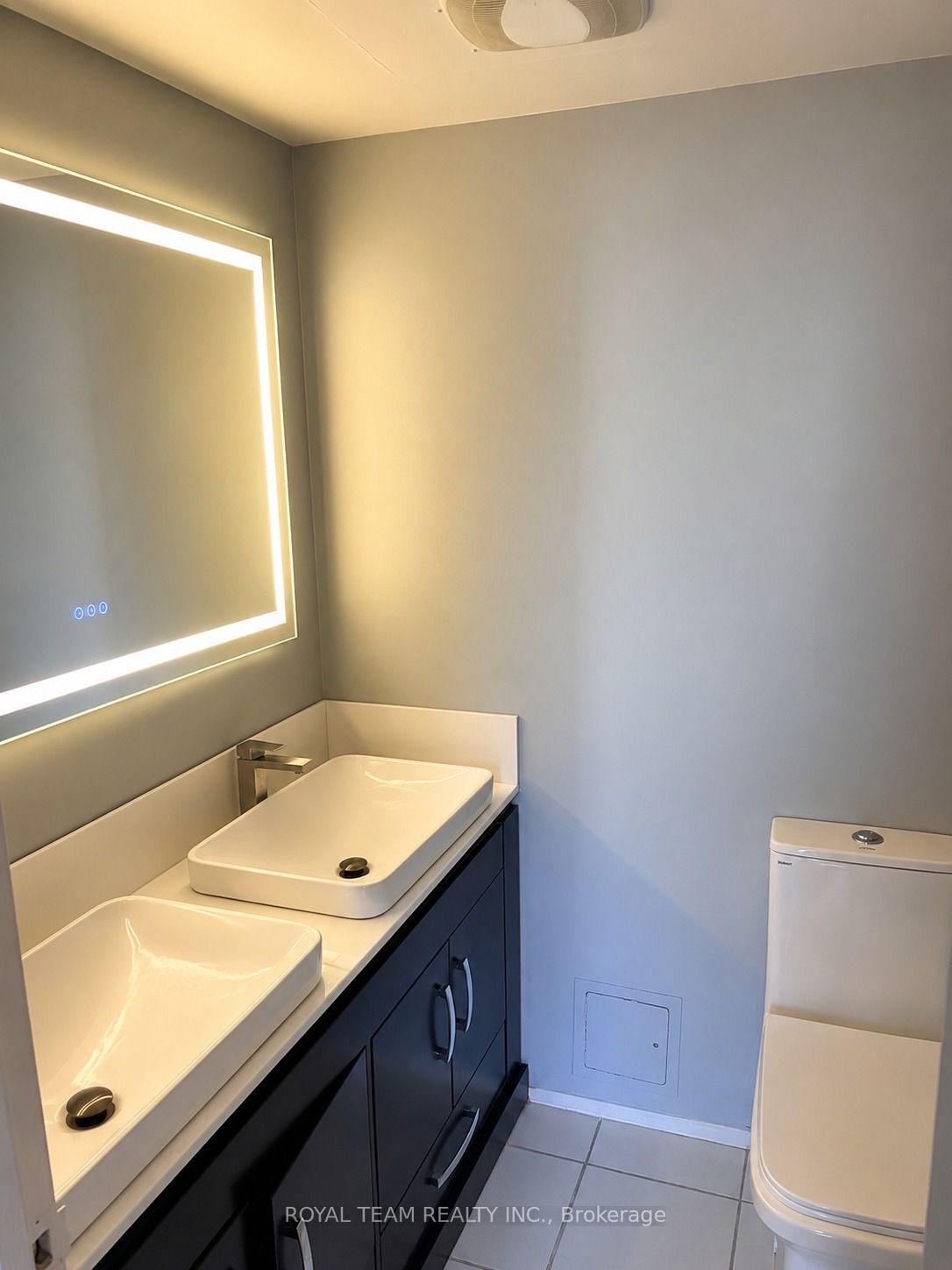 Photo 10 of Unit 1902, 330 Dixon Road, Etobicoke, Kingsview Village-The Westway — HOMEH