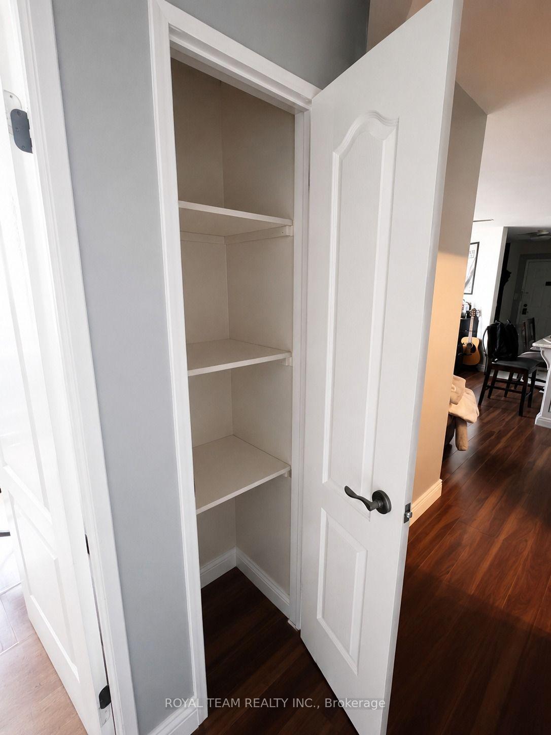 Photo 11 of Unit 1902, 330 Dixon Road, Etobicoke, Kingsview Village-The Westway — HOMEH