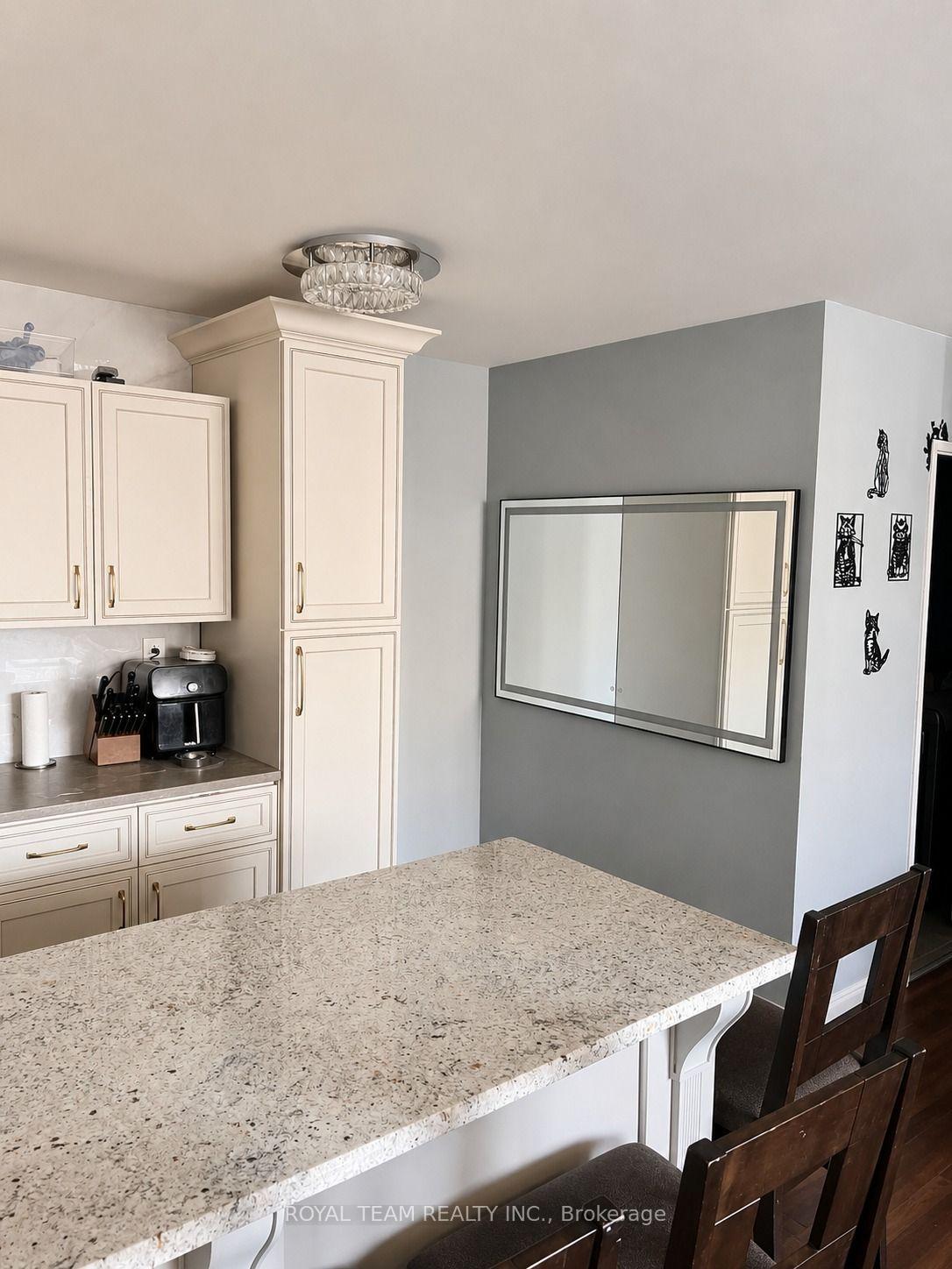 Photo 12 of Unit 1902, 330 Dixon Road, Etobicoke, Kingsview Village-The Westway — HOMEH