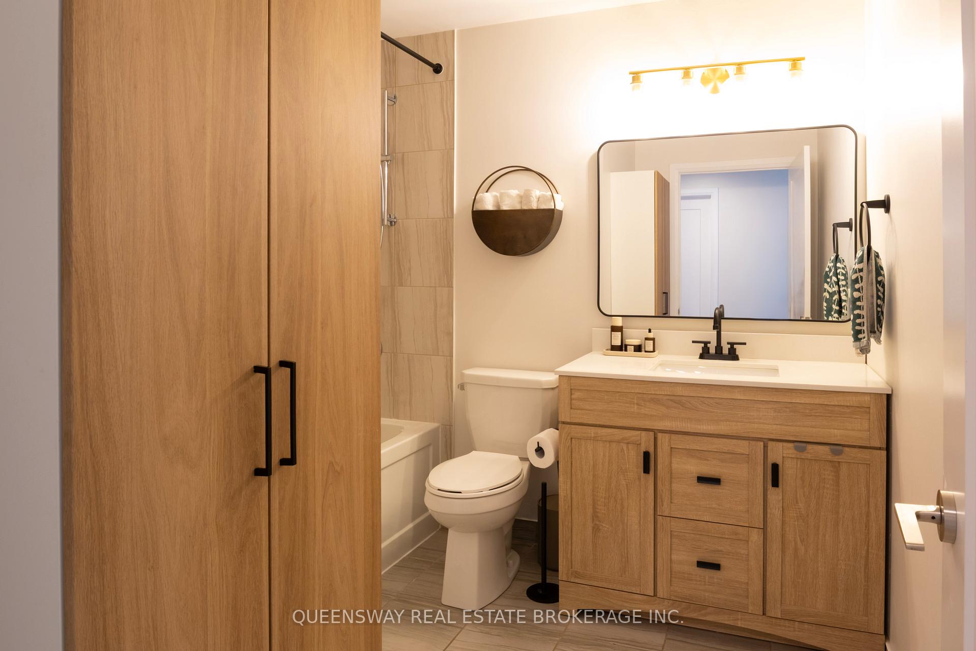 Photo 11 of Unit 515, 16 Concord Place, Grimsby, Grimsby Beach — HOMEH