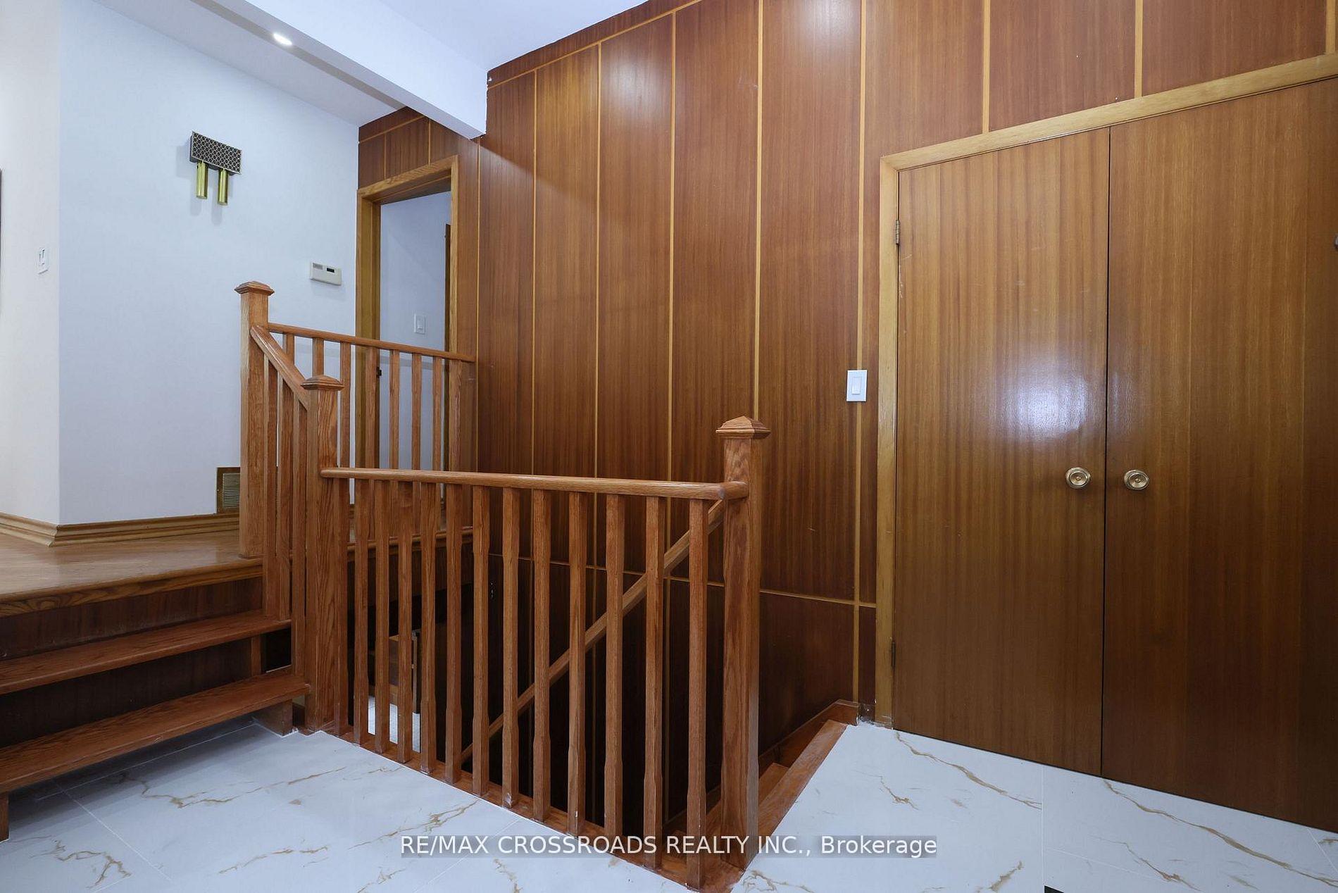 Photo 7 of 83 Pegasus Trail, Scarborough, Woburn — HOMEH