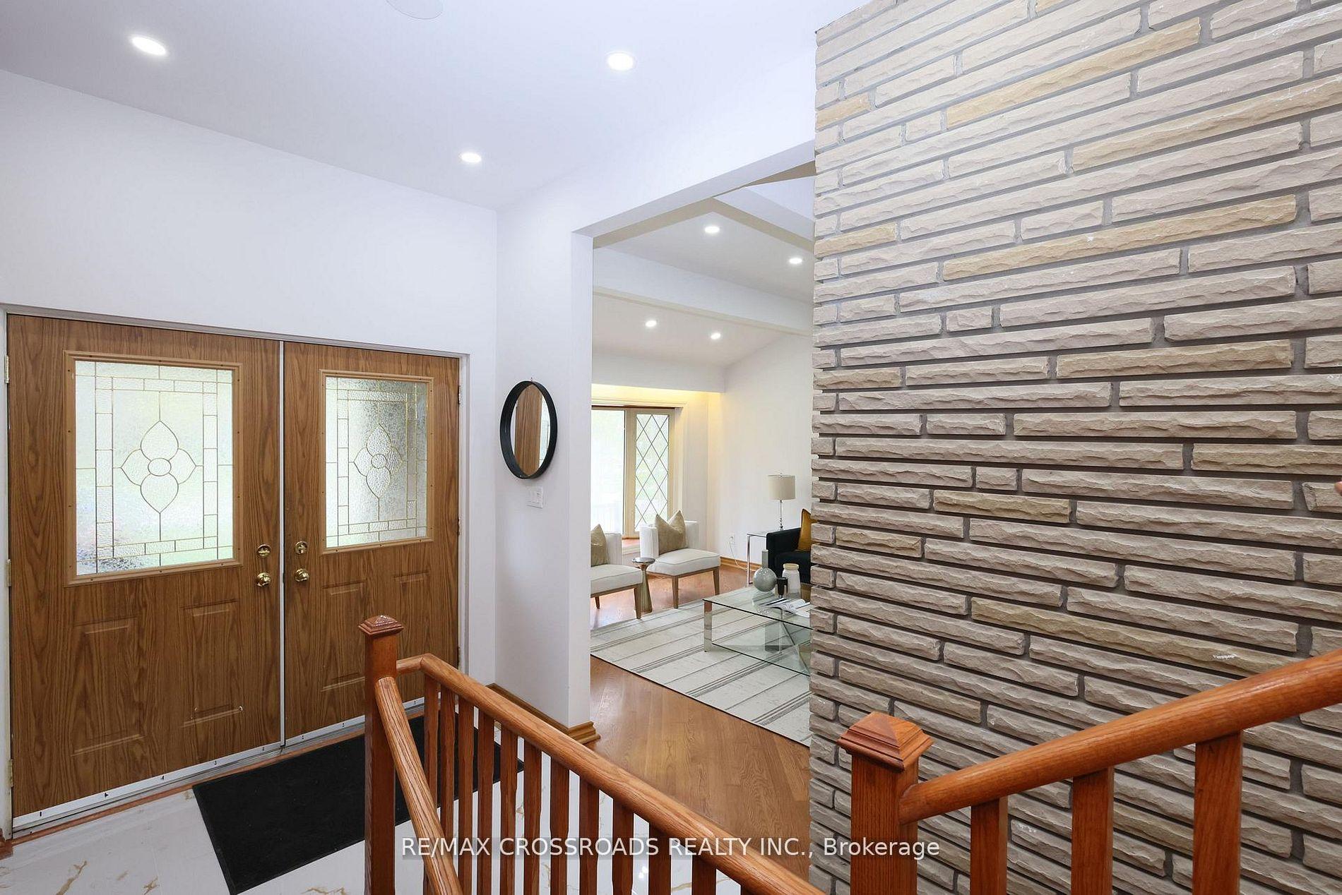 Photo 8 of 83 Pegasus Trail, Scarborough, Woburn — HOMEH