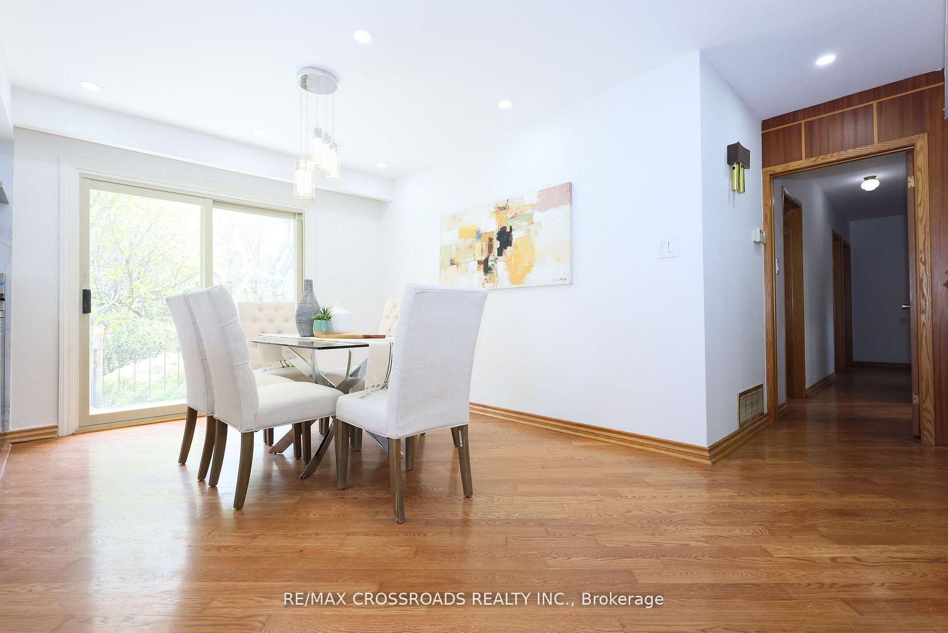 Photo 13 of 83 Pegasus Trail, Scarborough, Woburn — HOMEH
