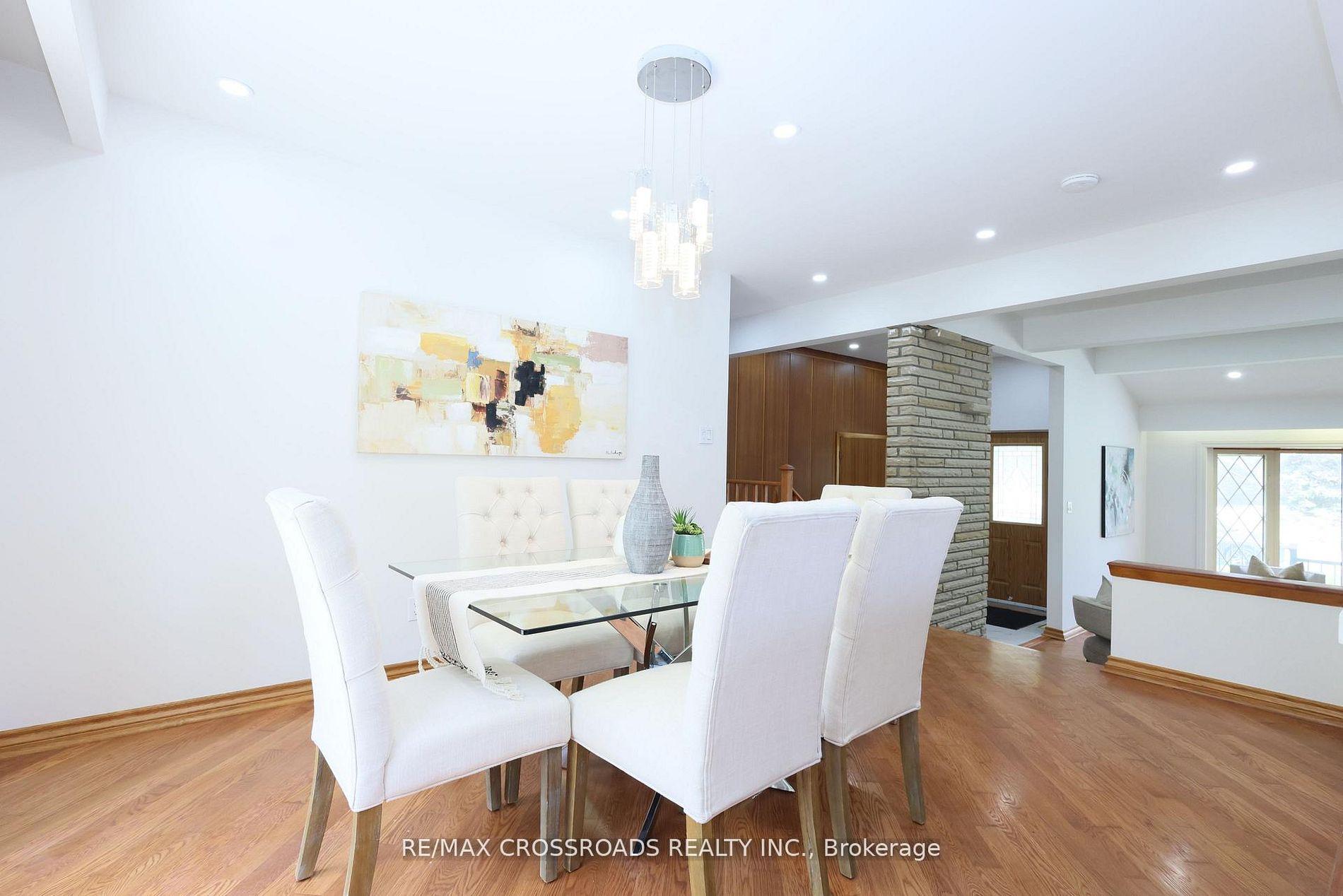 Photo 14 of 83 Pegasus Trail, Scarborough, Woburn — HOMEH