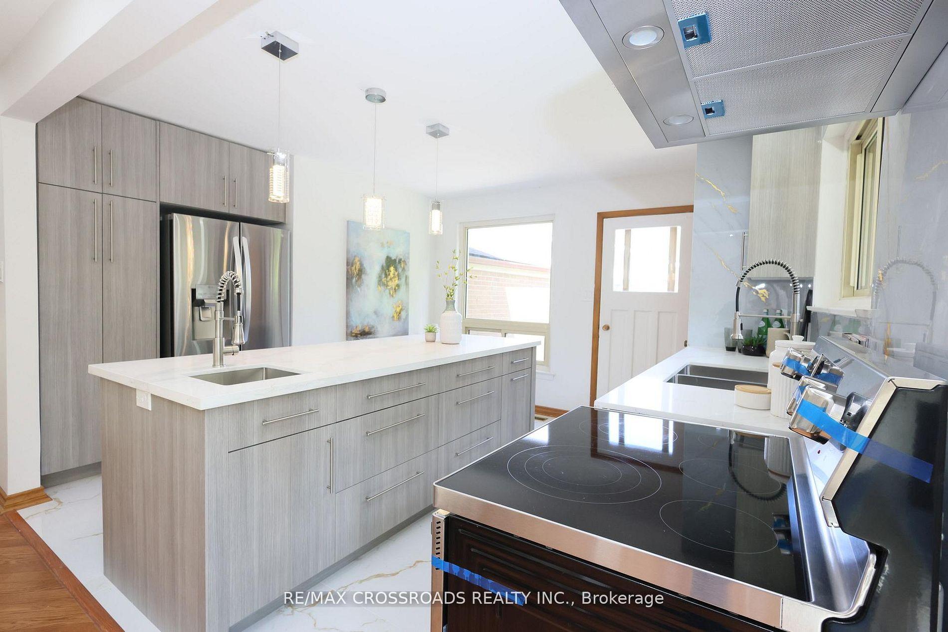 Photo 17 of 83 Pegasus Trail, Scarborough, Woburn — HOMEH