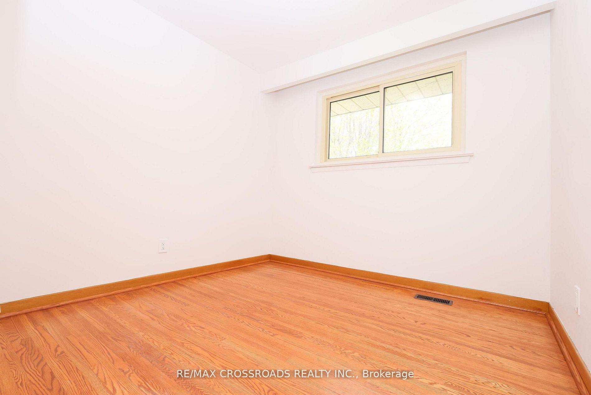 Photo 20 of 83 Pegasus Trail, Scarborough, Woburn — HOMEH