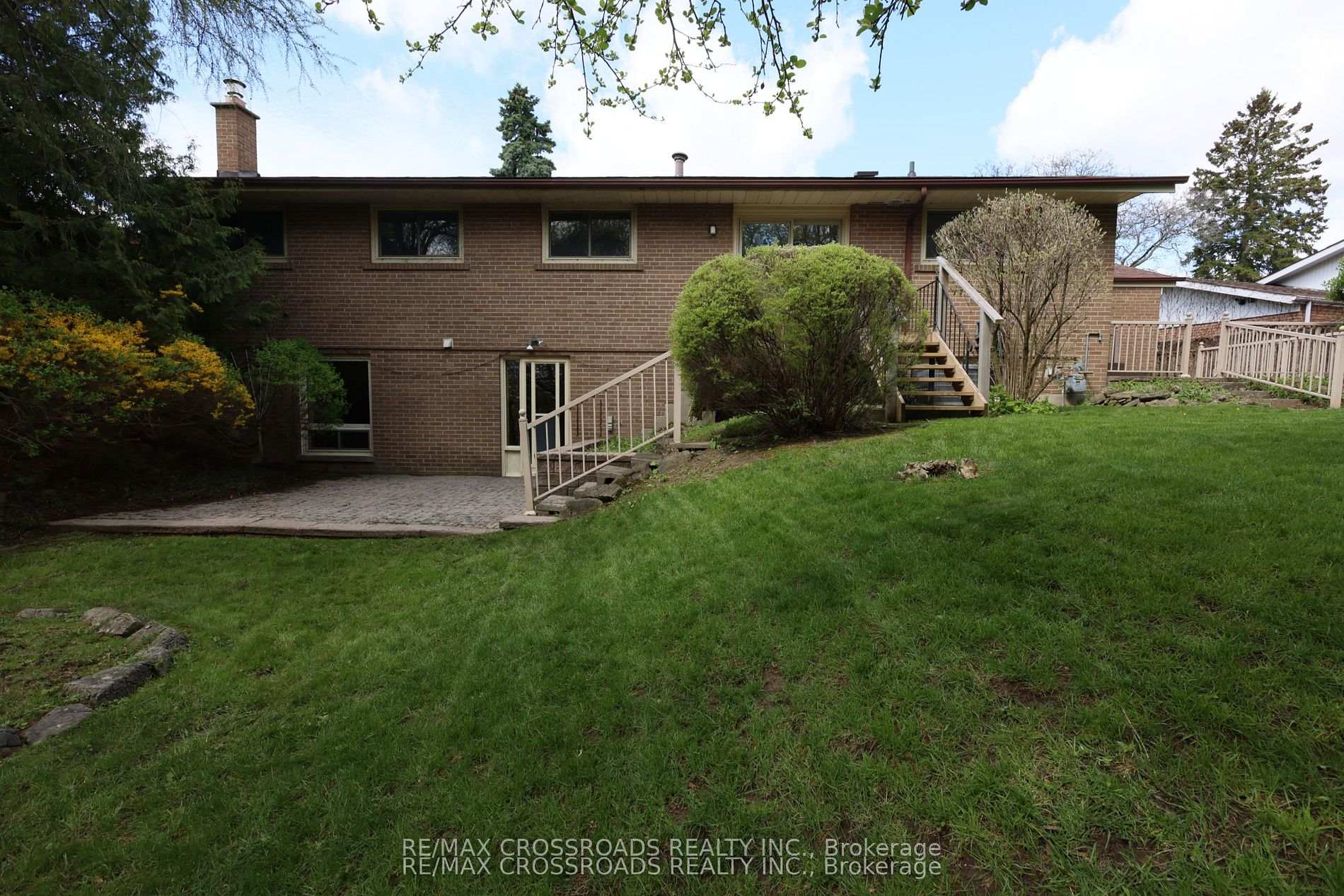 Photo 48 of 83 Pegasus Trail, Scarborough, Woburn — HOMEH