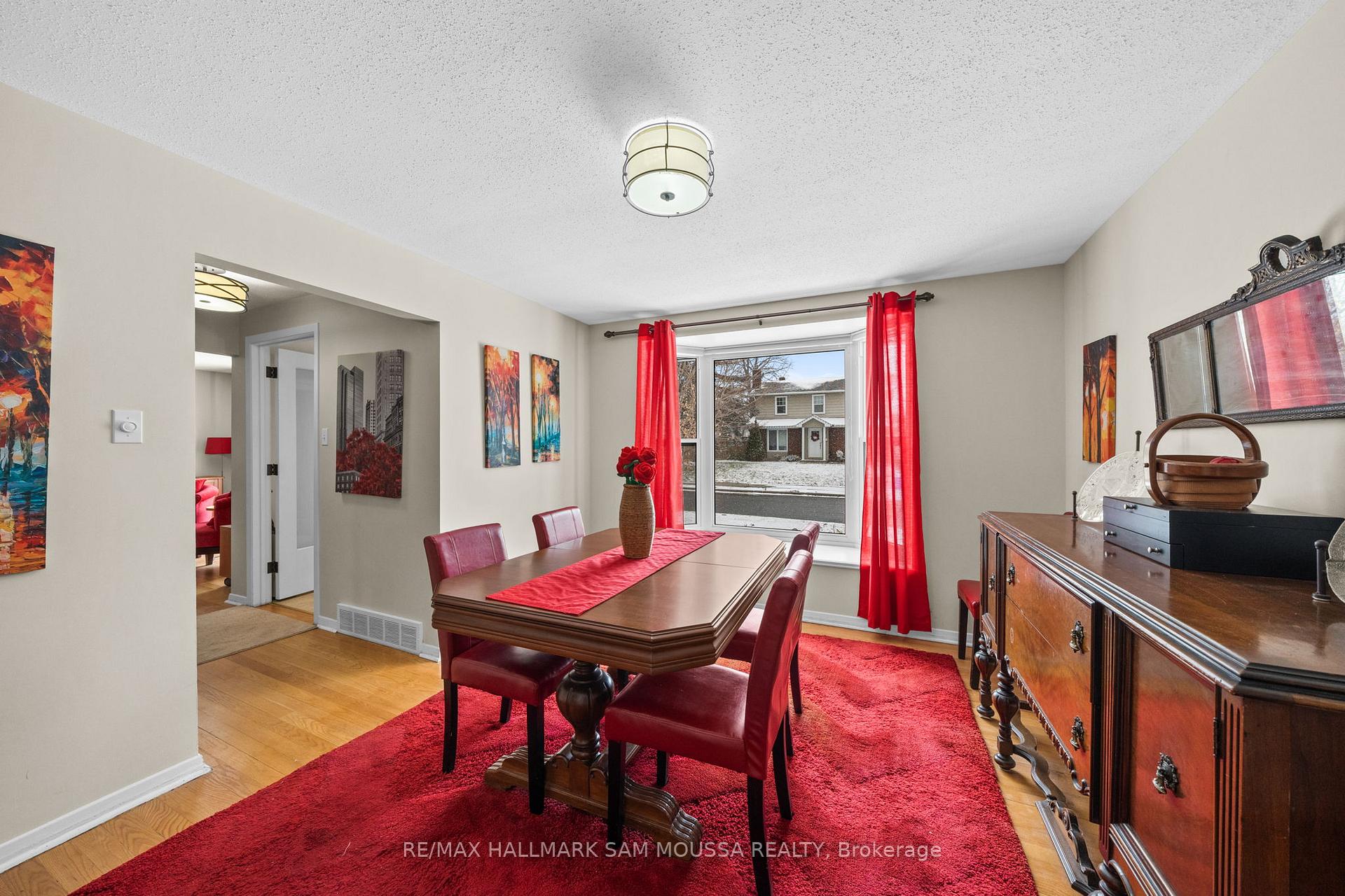 Photo 10 of 46 Seymour Avenue, Ottawa, Borden Farm/Stewart Farm/Carleton Heights/Parkwood Hills — HOMEH