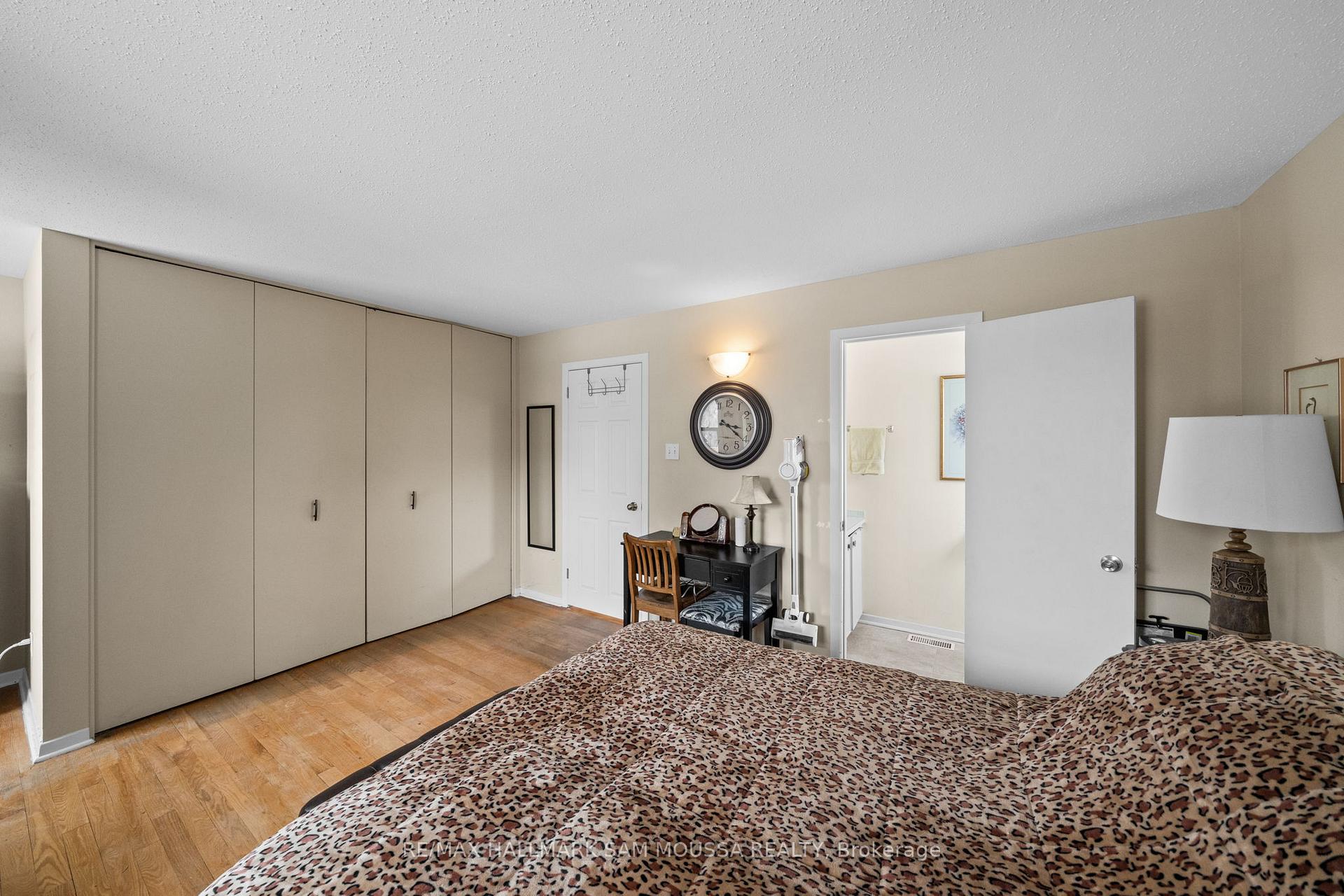 Photo 24 of 46 Seymour Avenue, Ottawa, Borden Farm/Stewart Farm/Carleton Heights/Parkwood Hills — HOMEH