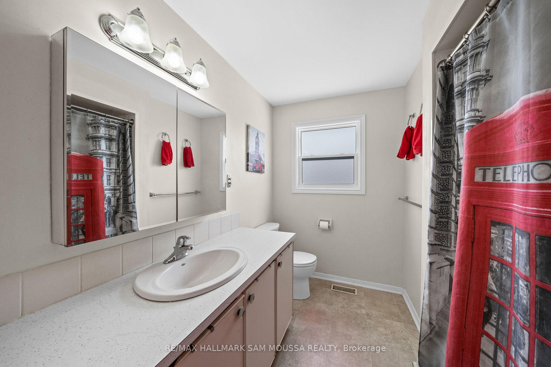 Photo 33 of 46 Seymour Avenue, Ottawa, Borden Farm/Stewart Farm/Carleton Heights/Parkwood Hills — HOMEH