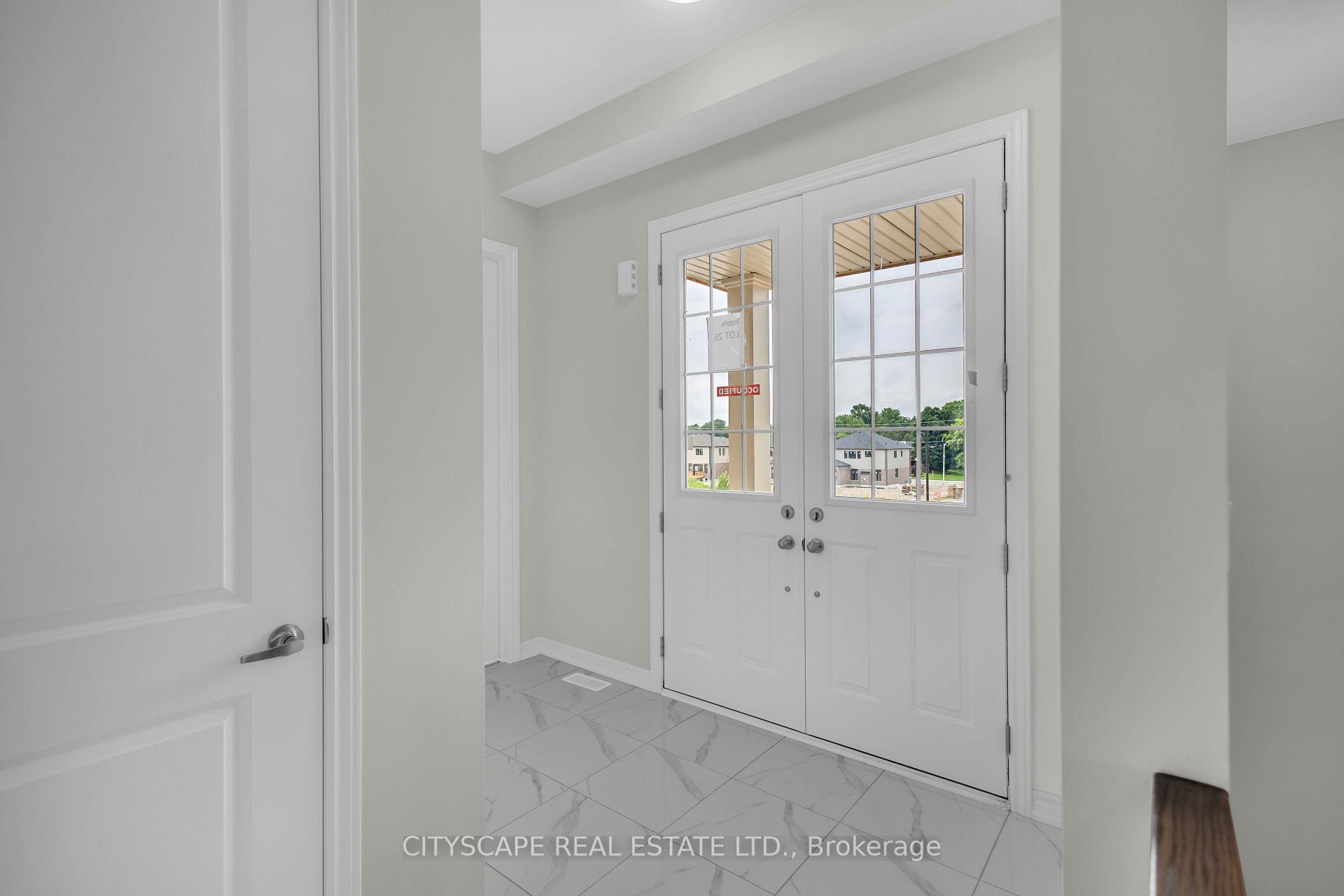 Photo 6 of 1 Southern Avenue, Brant, Paris — HOMEH