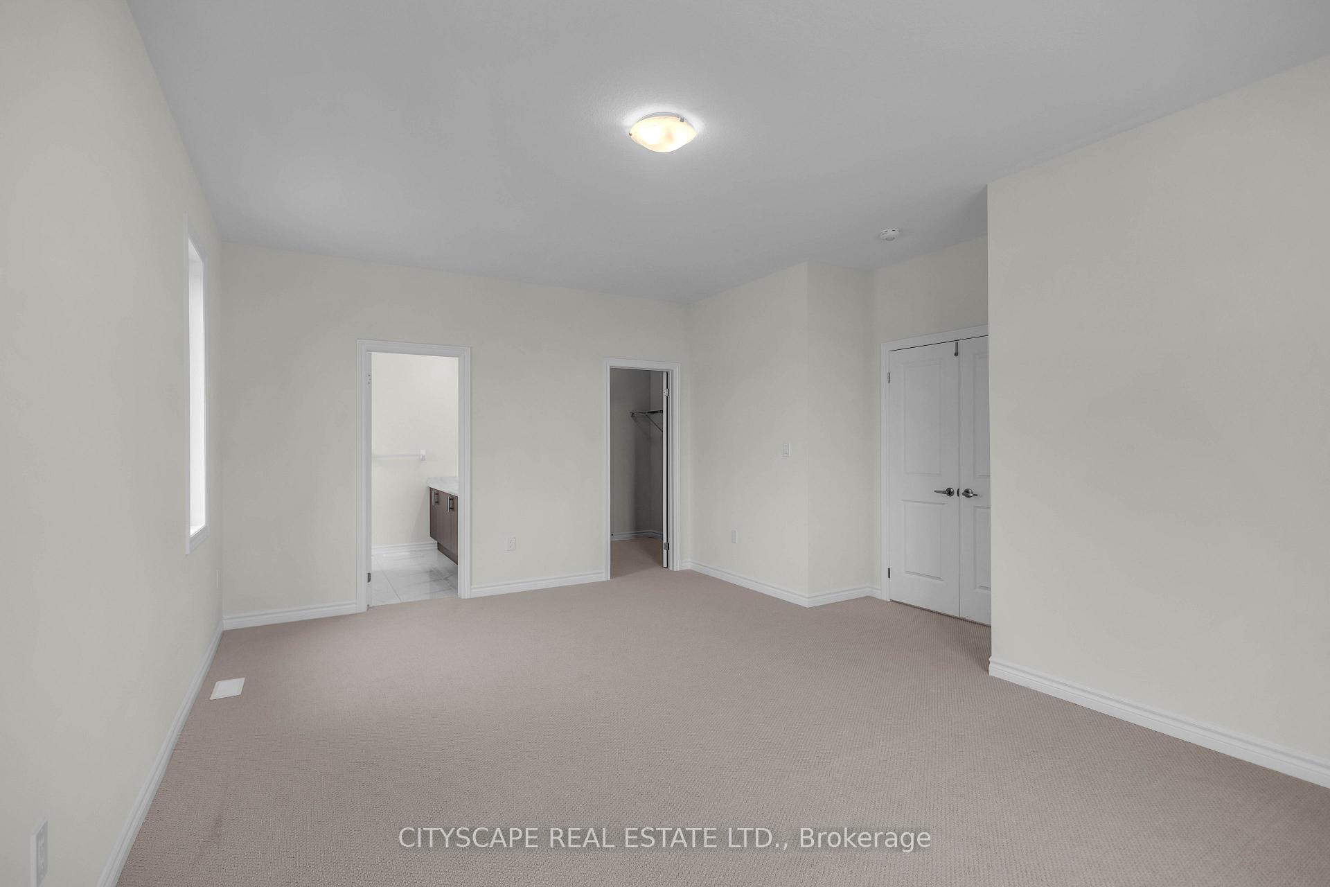 Photo 23 of 1 Southern Avenue, Brant, Paris — HOMEH
