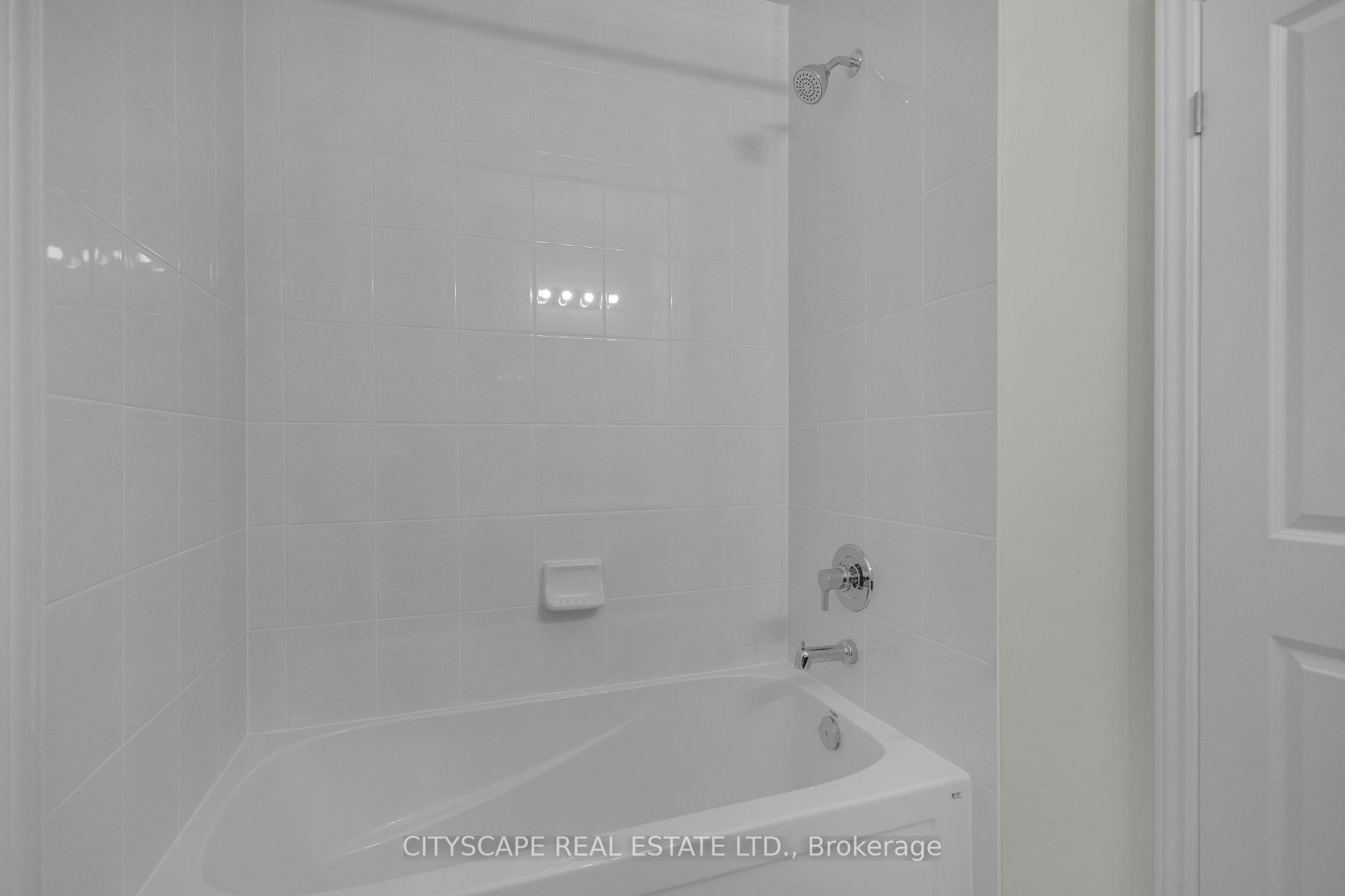 Photo 31 of 1 Southern Avenue, Brant, Paris — HOMEH