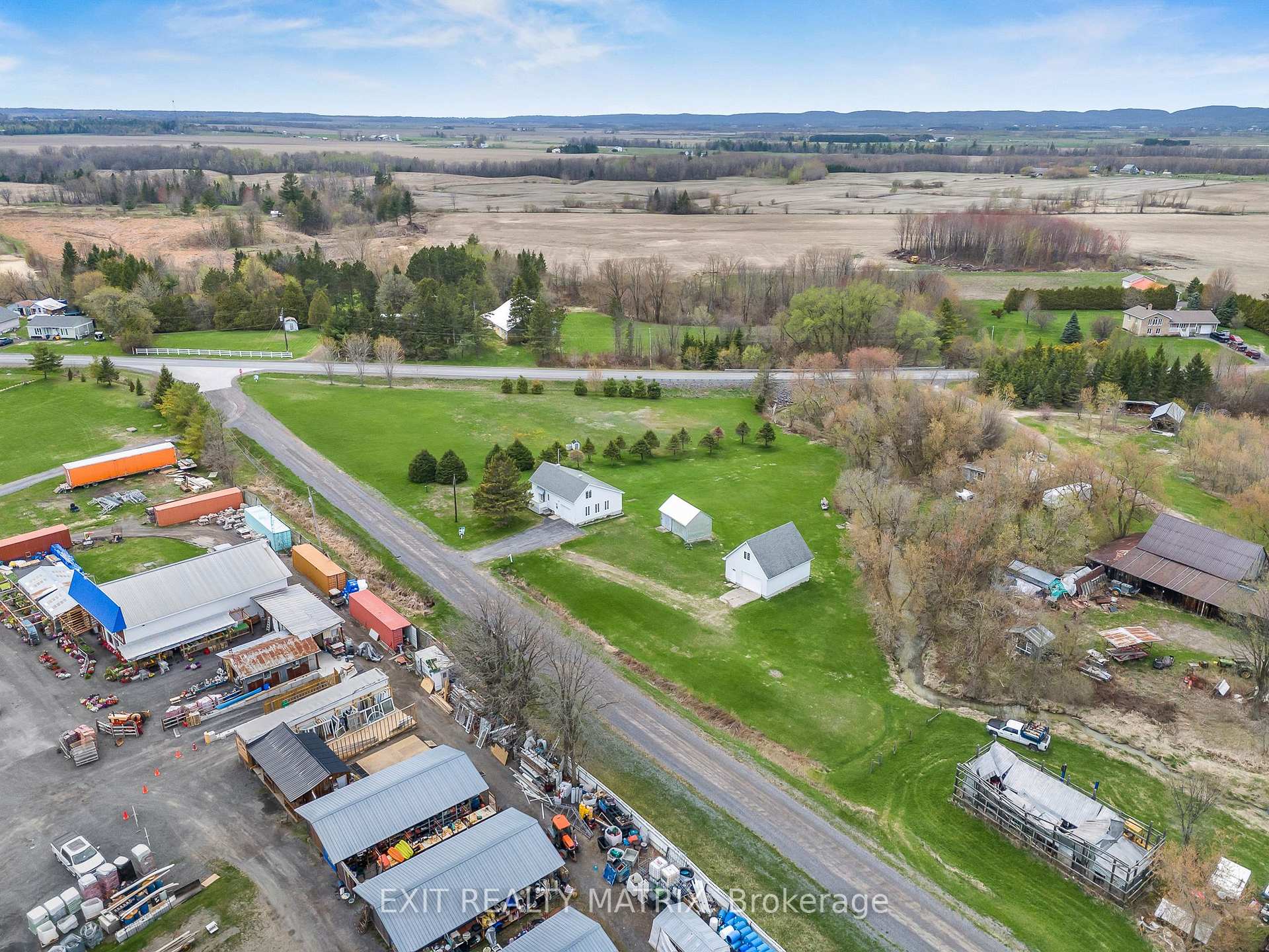 Photo 3 of 17 Dubois Street, Champlain, Champlain Twp — HOMEH