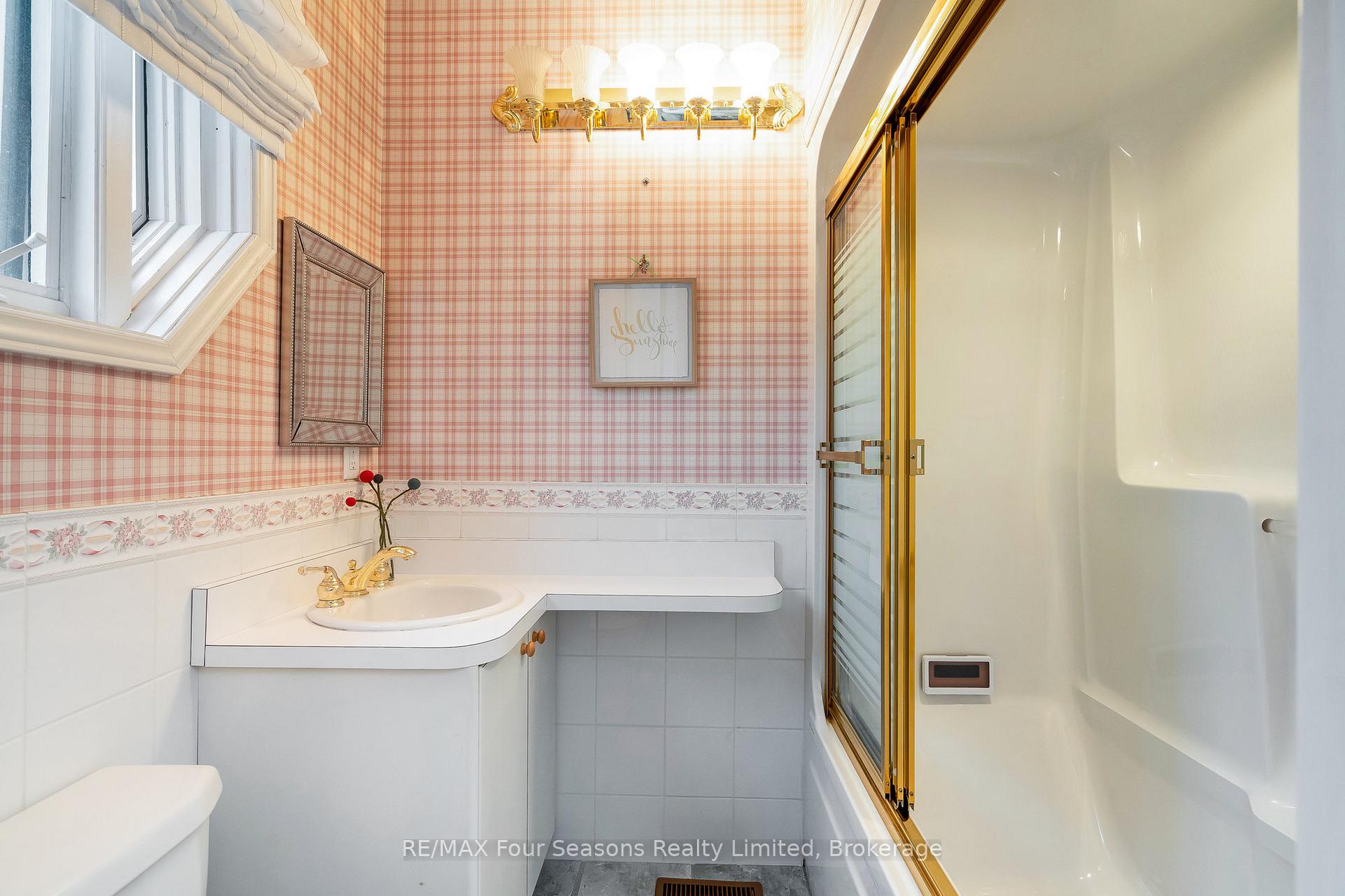 Photo 27 of 149 Aspen Way, Blue Mountains — HOMEH