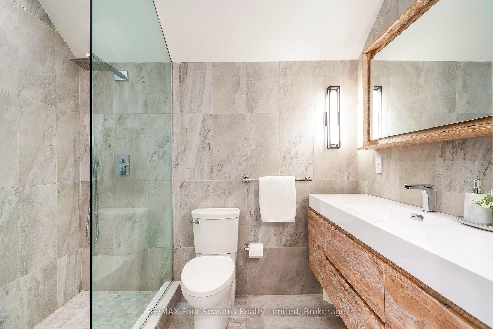 Photo 33 of 149 Aspen Way, Blue Mountains — HOMEH