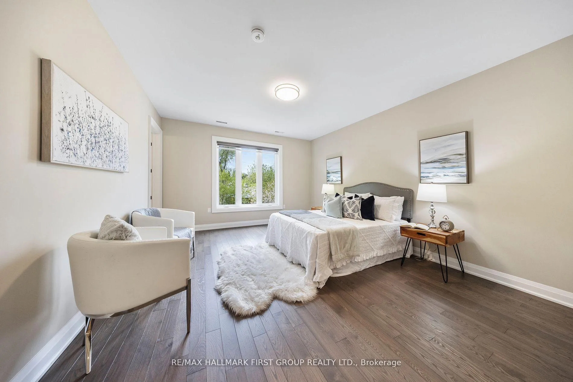 Photo 6 of 732 Hillview Crescent, Pickering, West Shore — HOMEH