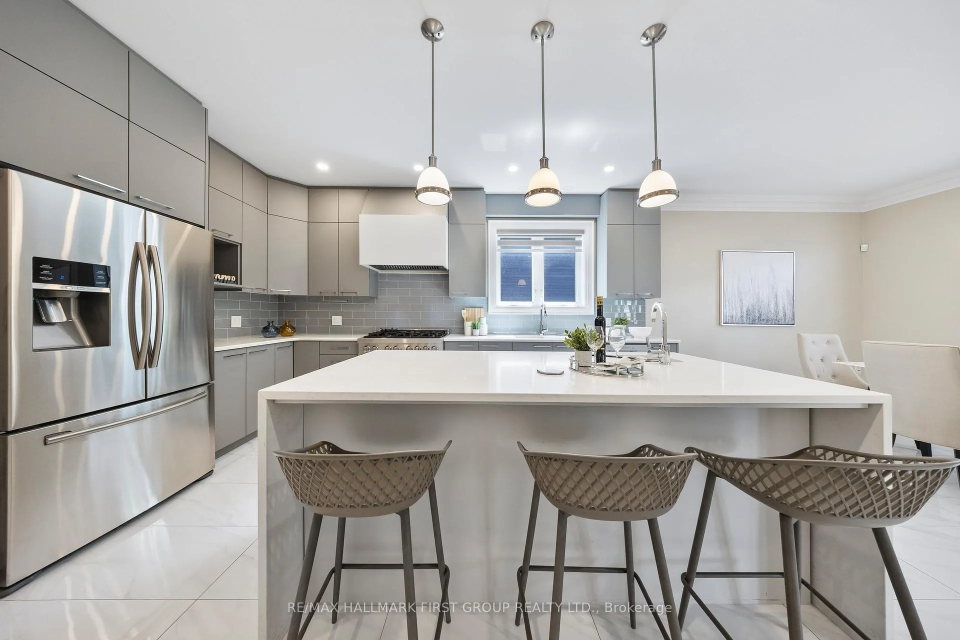 Photo 16 of 732 Hillview Crescent, Pickering, West Shore — HOMEH