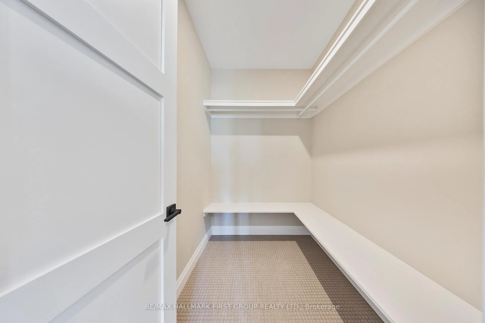 Photo 22 of 732 Hillview Crescent, Pickering, West Shore — HOMEH