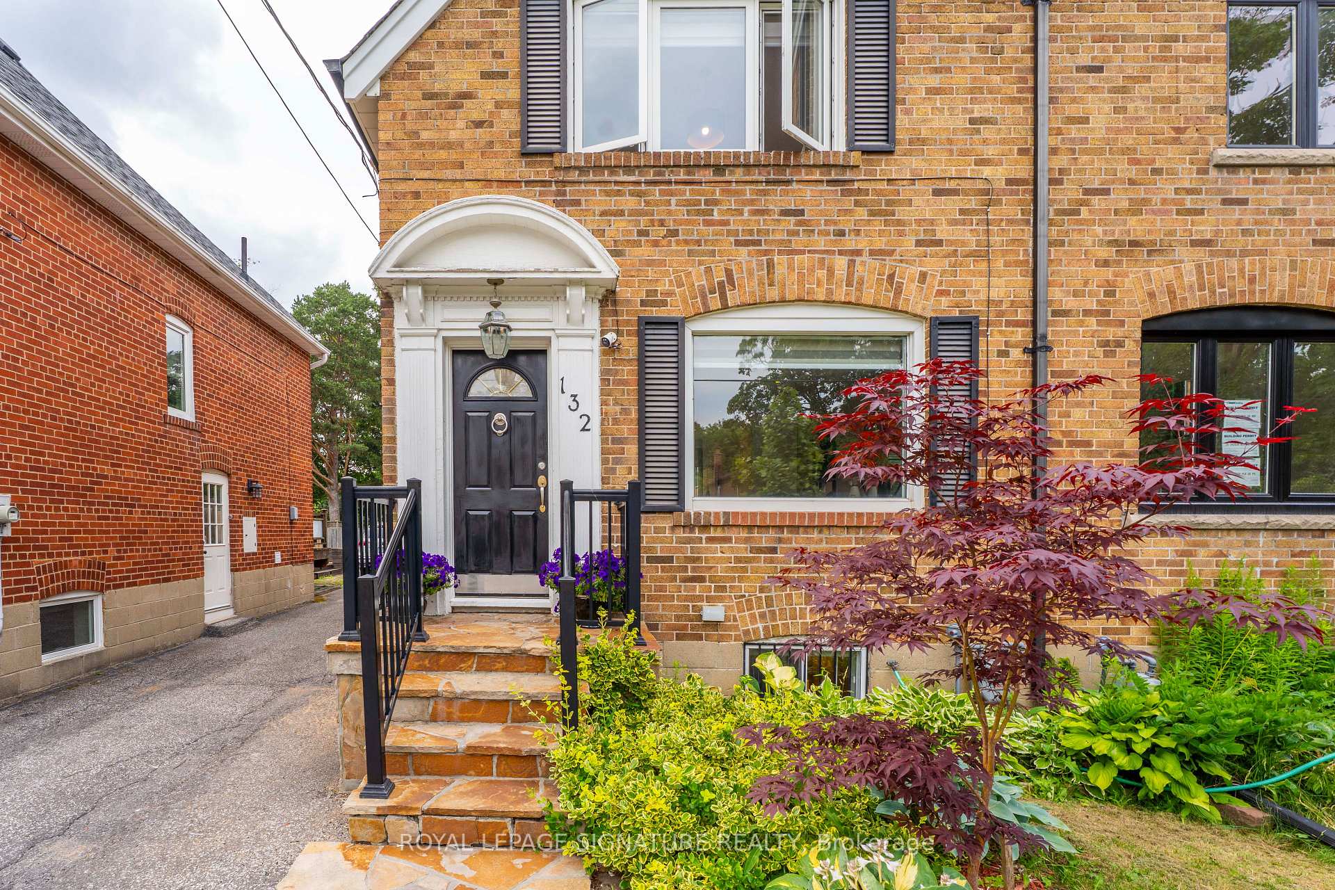 Photo 3 of 132 Glenvale Boulevard, Toronto, Leaside — HOMEH
