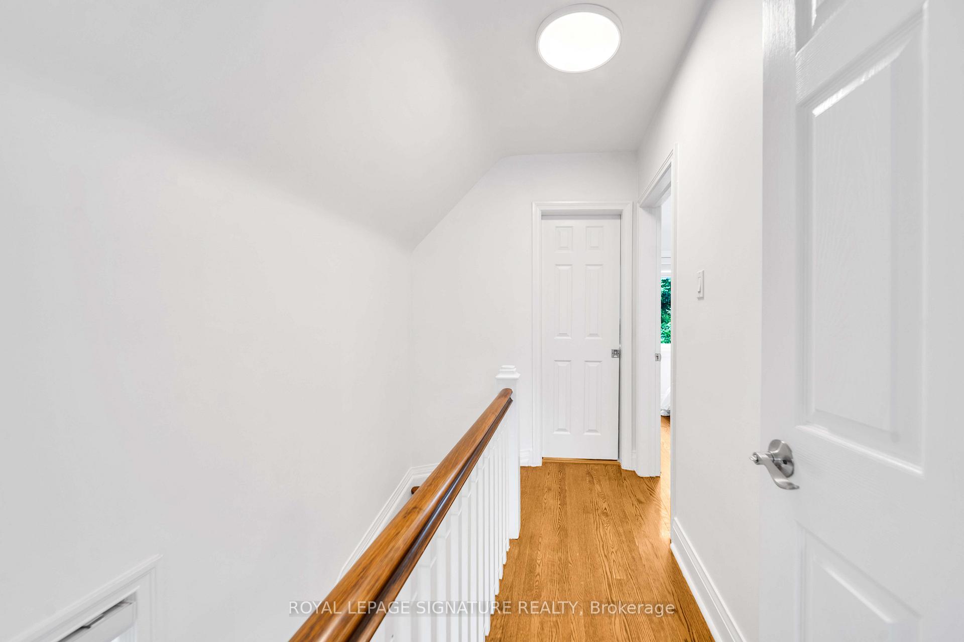 Photo 12 of 132 Glenvale Boulevard, Toronto, Leaside — HOMEH