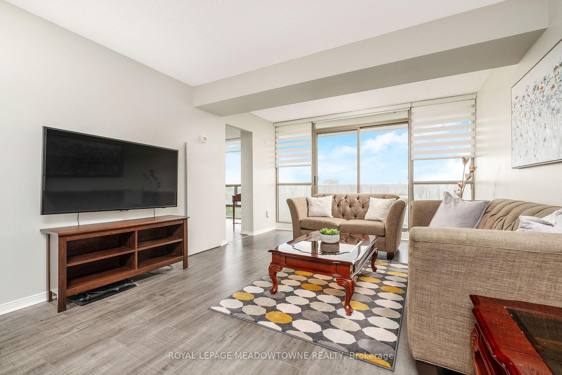 Photo 9 of Unit 808, 20 Mcfarlane Drive, Halton Hills, Georgetown — HOMEH