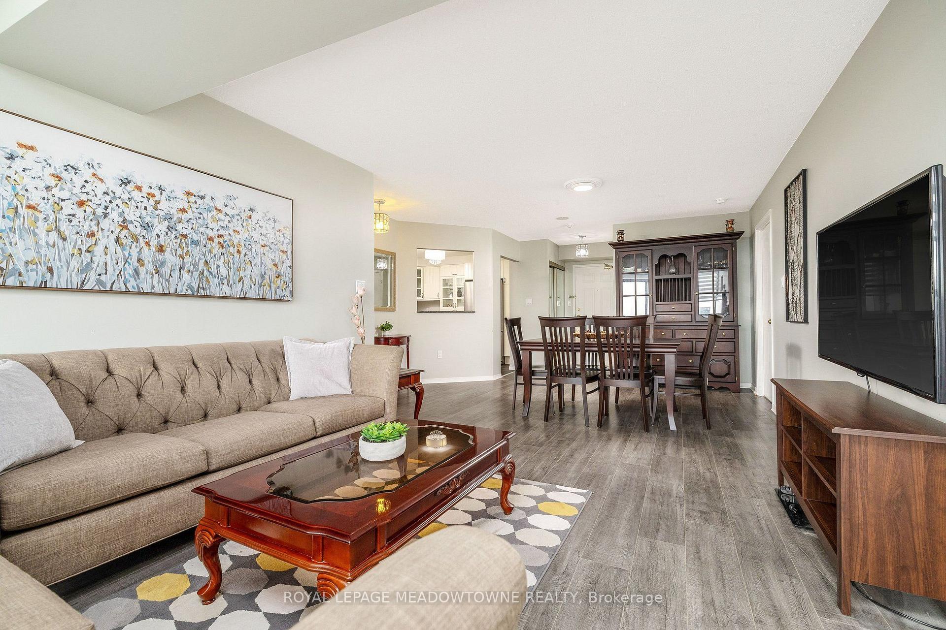 Photo 10 of Unit 808, 20 Mcfarlane Drive, Halton Hills, Georgetown — HOMEH