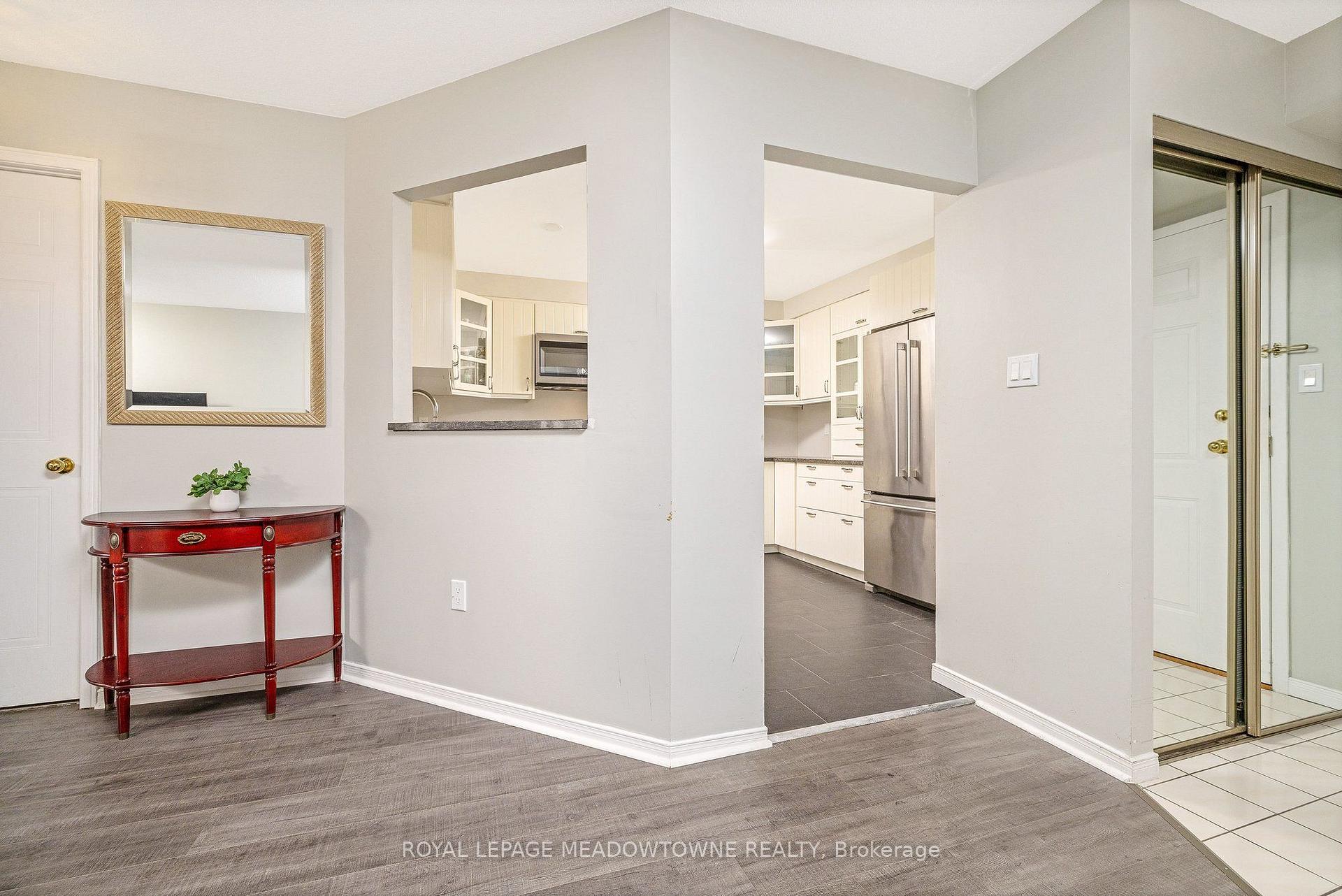 Photo 12 of Unit 808, 20 Mcfarlane Drive, Halton Hills, Georgetown — HOMEH