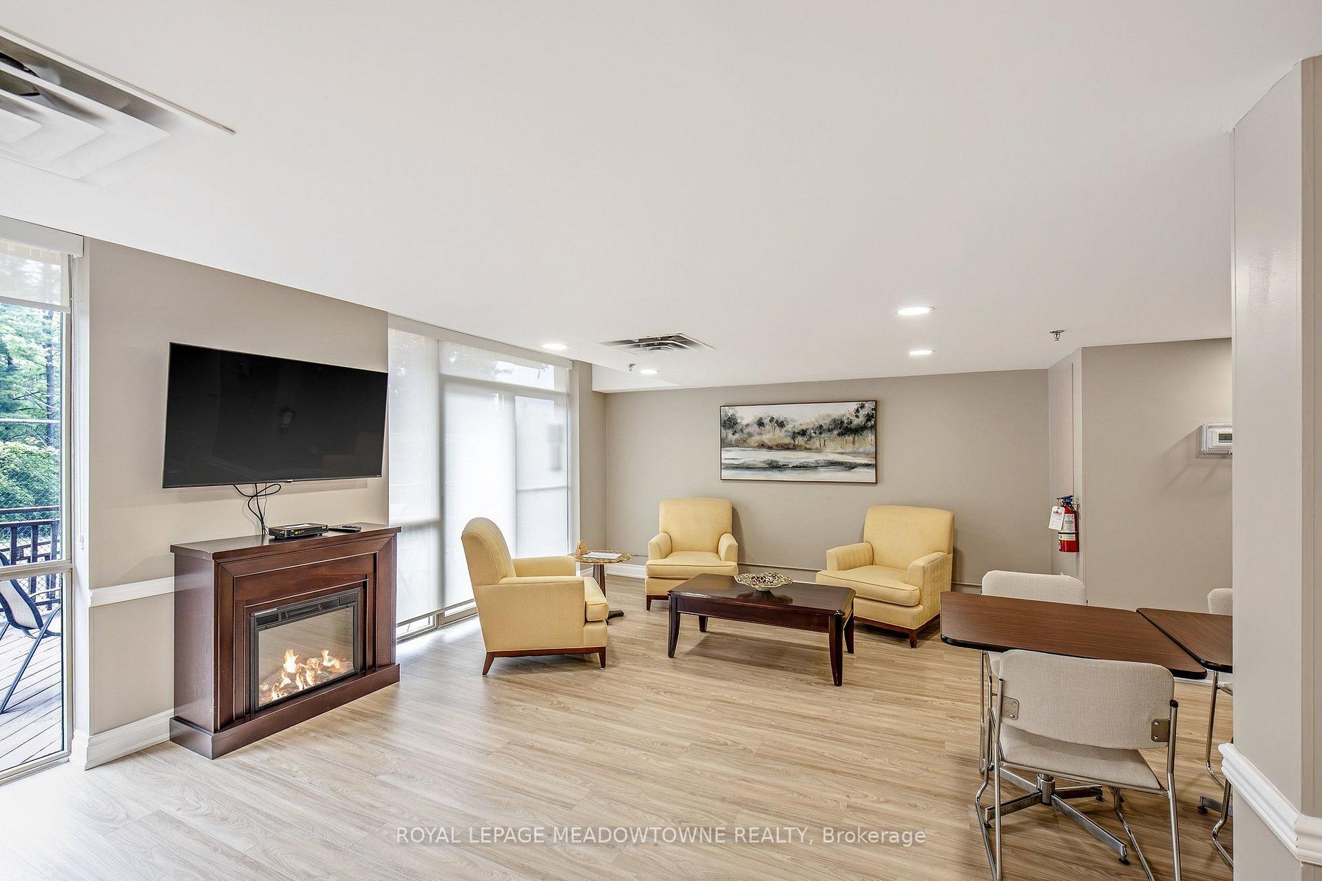 Photo 41 of Unit 808, 20 Mcfarlane Drive, Halton Hills, Georgetown — HOMEH