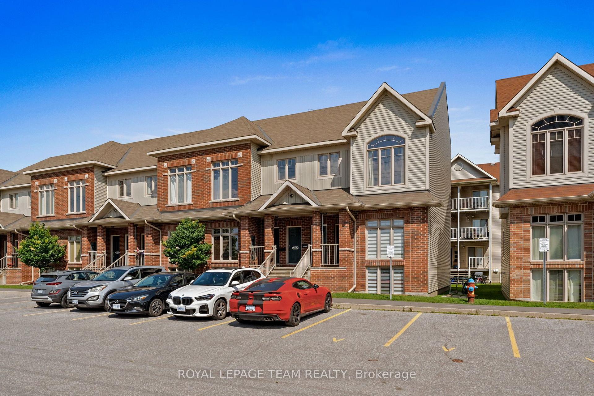 Photo 2 of 200 Keltie Private, Ottawa, Barrhaven - Longfields — HOMEH