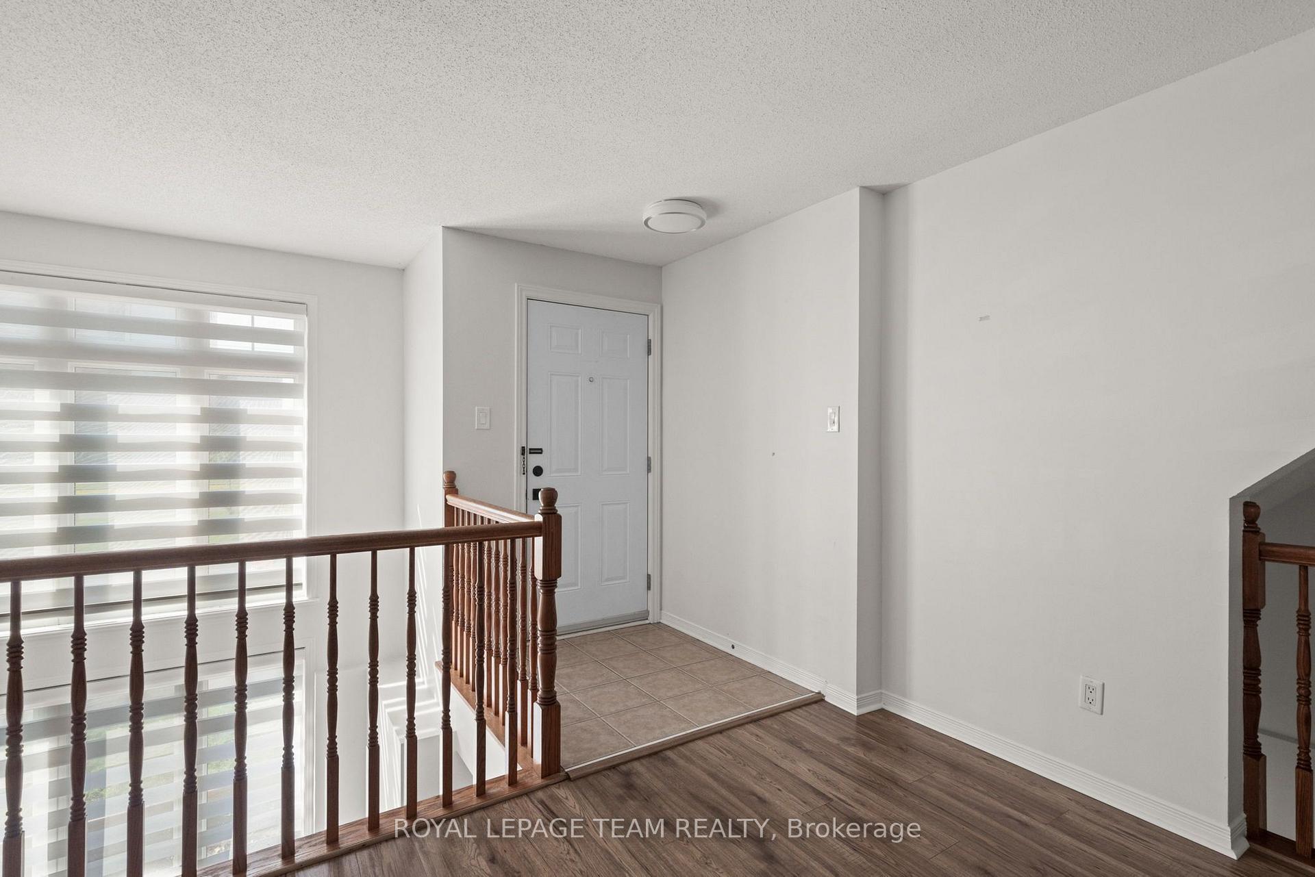 Photo 6 of 200 Keltie Private, Ottawa, Barrhaven - Longfields — HOMEH