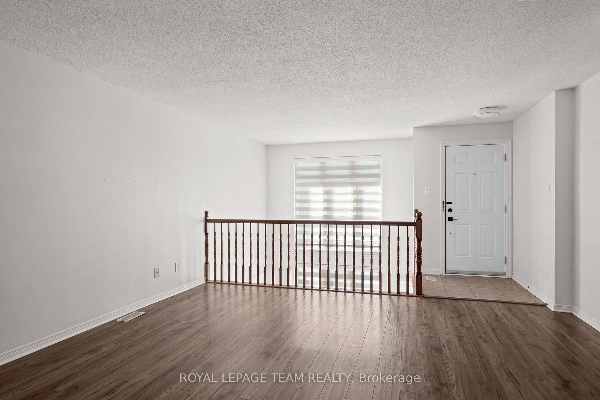 Photo 7 of 200 Keltie Private, Ottawa, Barrhaven - Longfields — HOMEH