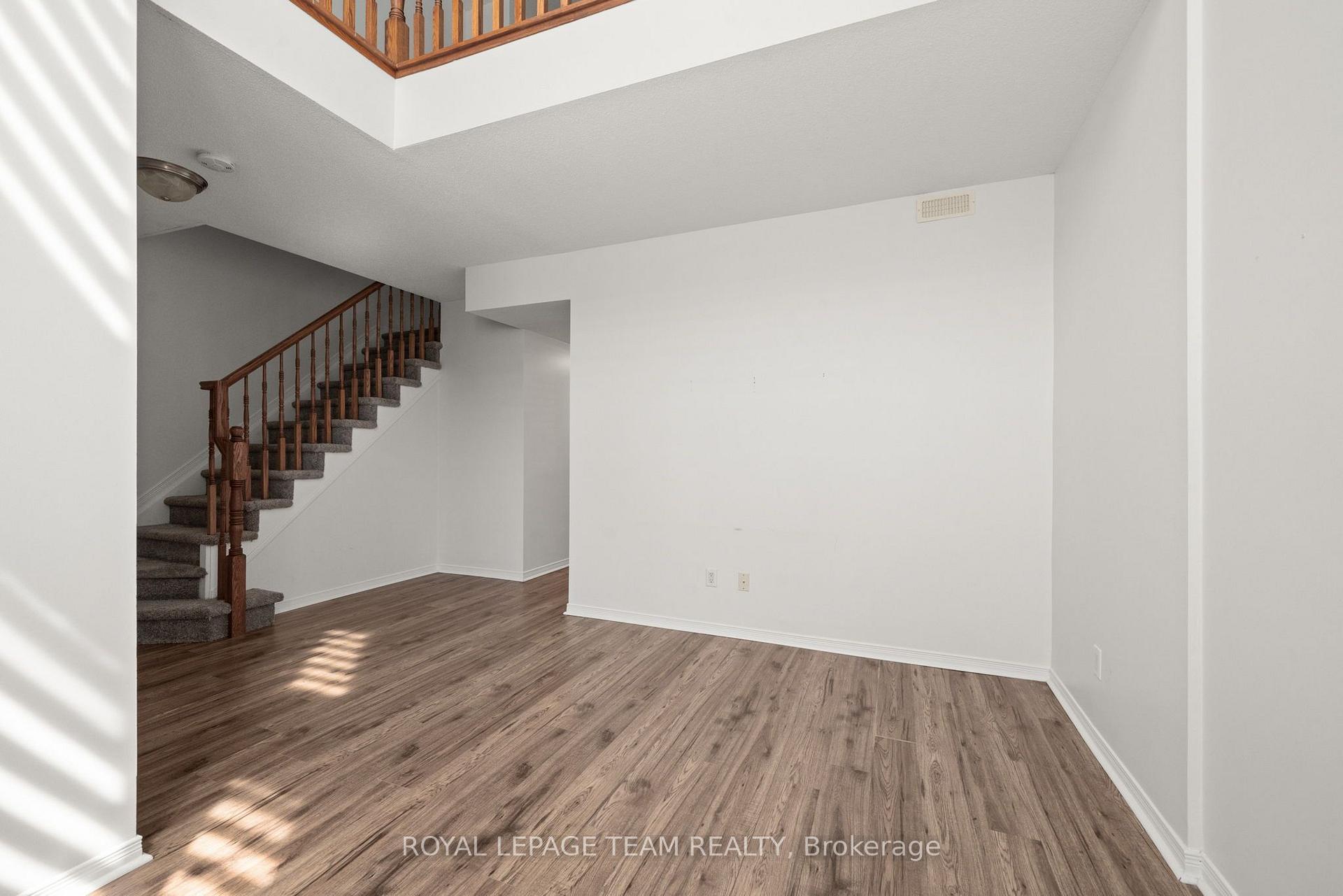 Photo 27 of 200 Keltie Private, Ottawa, Barrhaven - Longfields — HOMEH